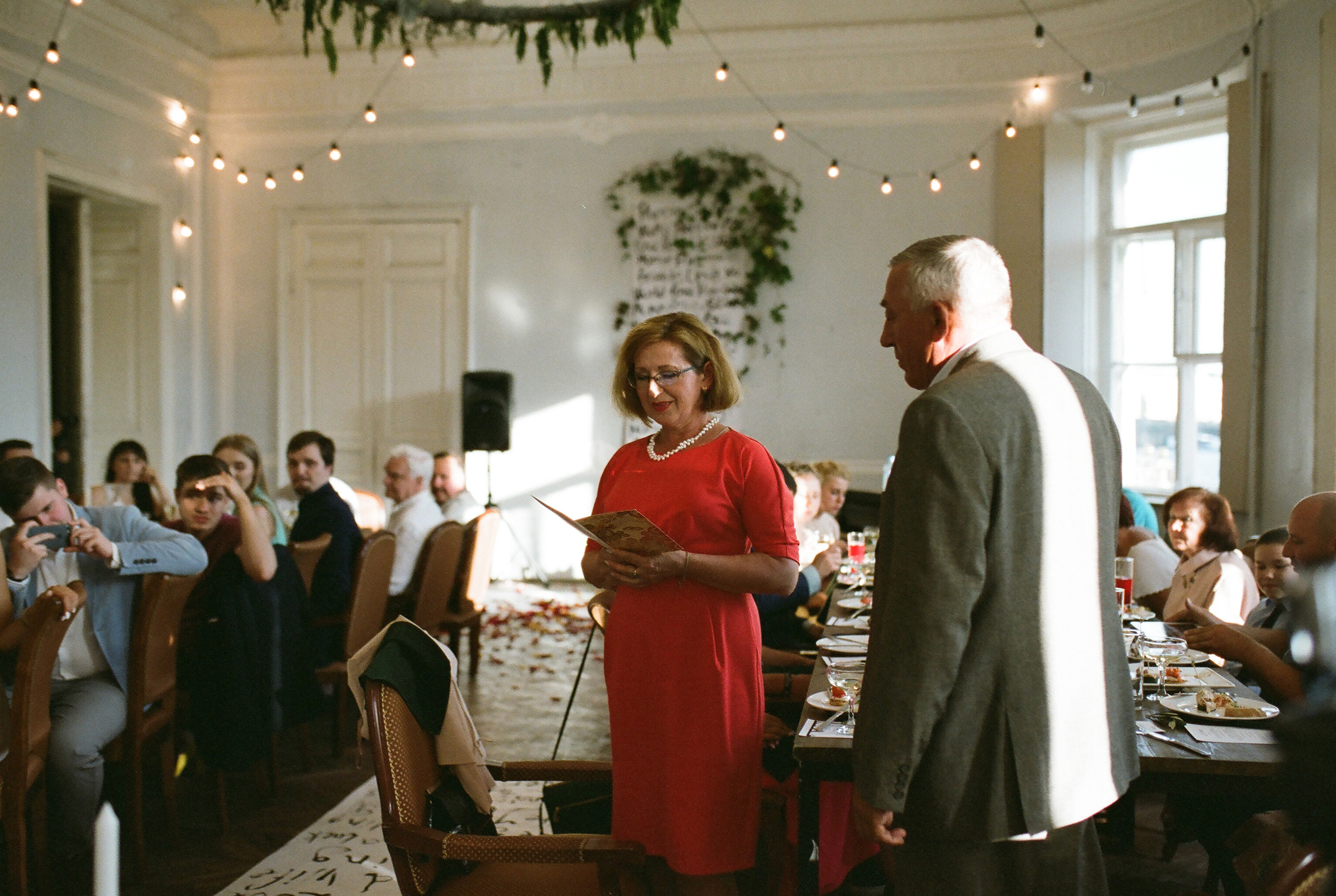 ЕЛЕНА и ИГОРЬ. Свадебный и семейный пленочный фотограф в Петербурге Истомина Ирина