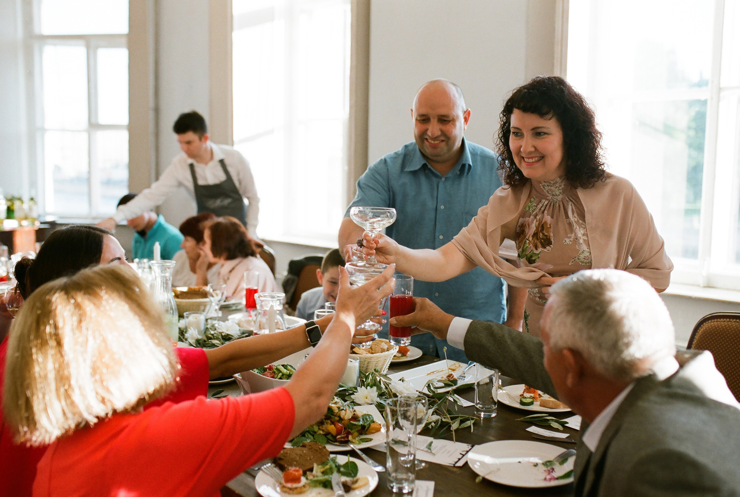 ЕЛЕНА и ИГОРЬ. Свадебный и семейный пленочный фотограф в Петербурге Истомина Ирина