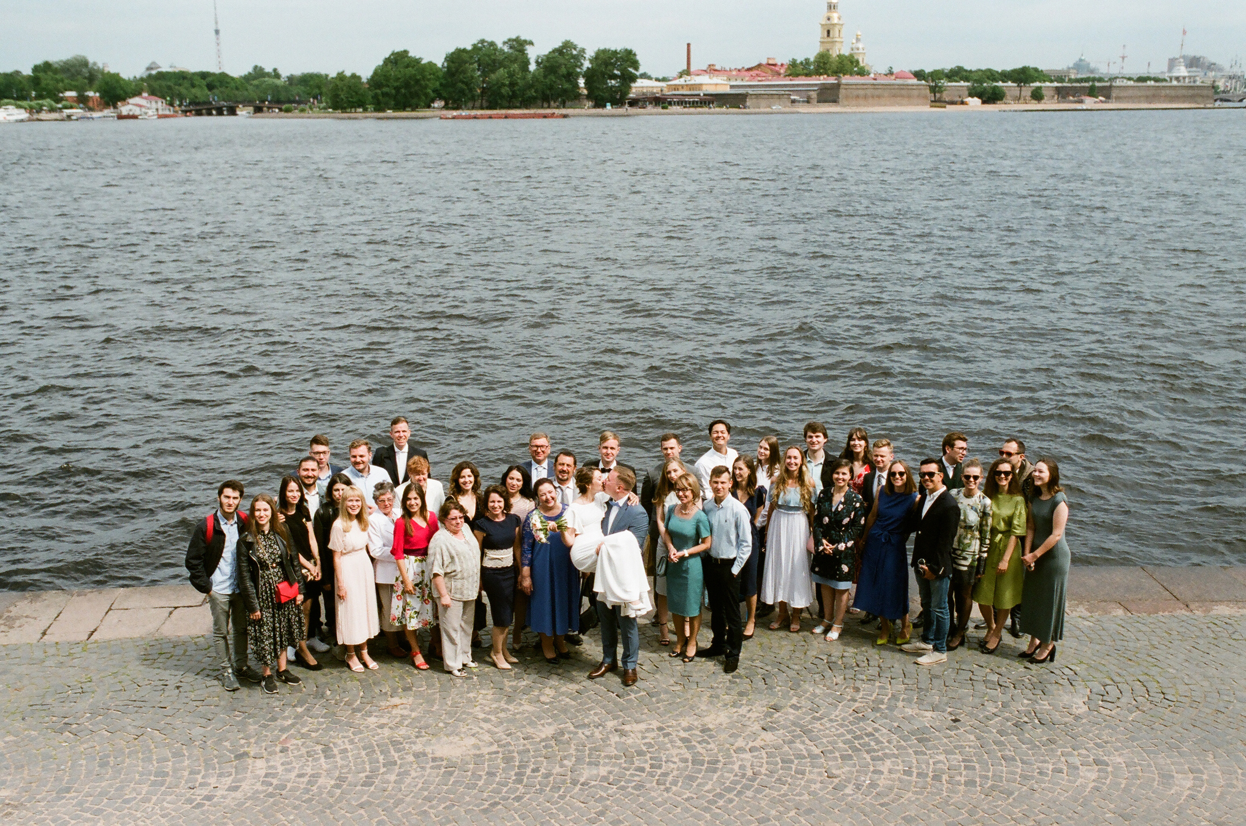МАРИЯ и ГРИГОРИЙ. Свадебный и семейный пленочный фотограф в Петербурге Истомина Ирина