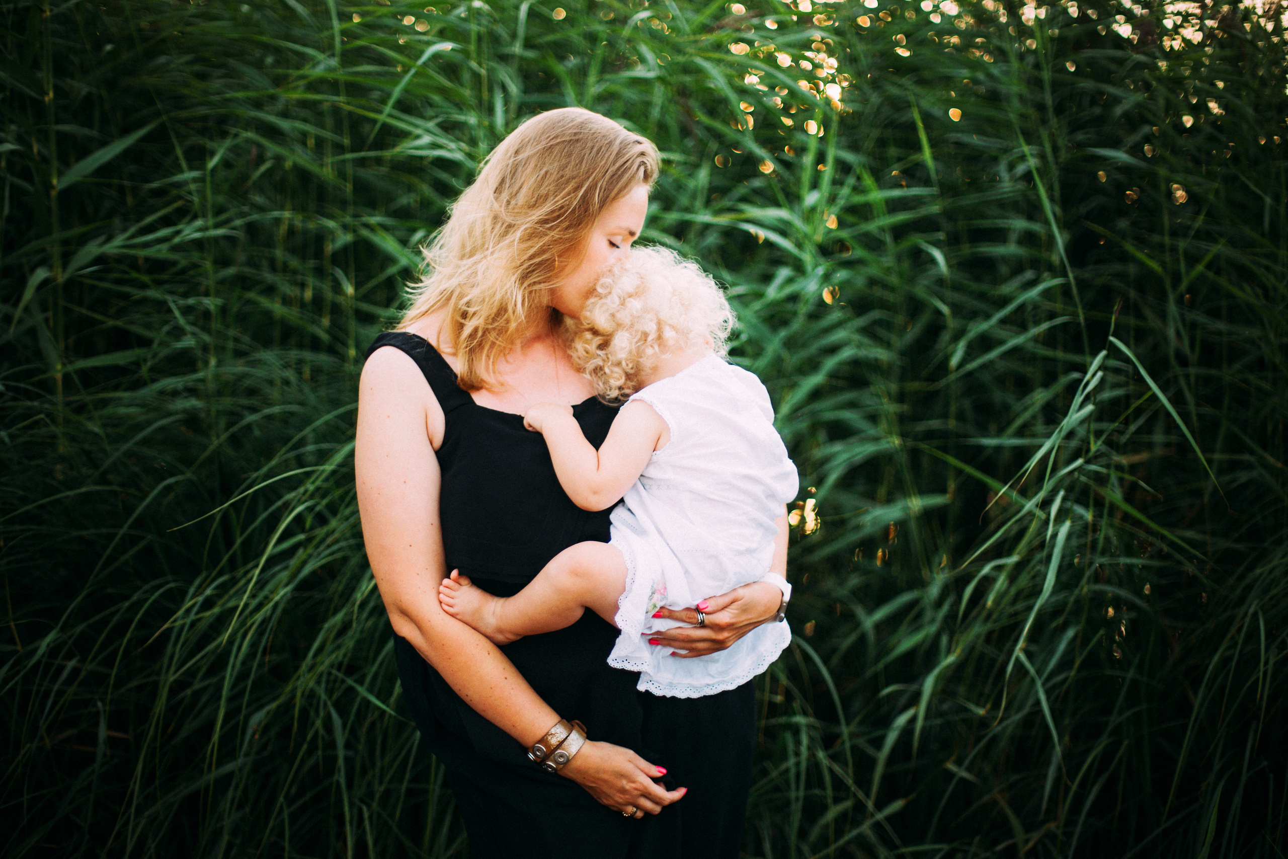 Оля Кирилл Матвей и Марта. Свадебный и семейный пленочный фотограф в Петербурге Истомина Ирина