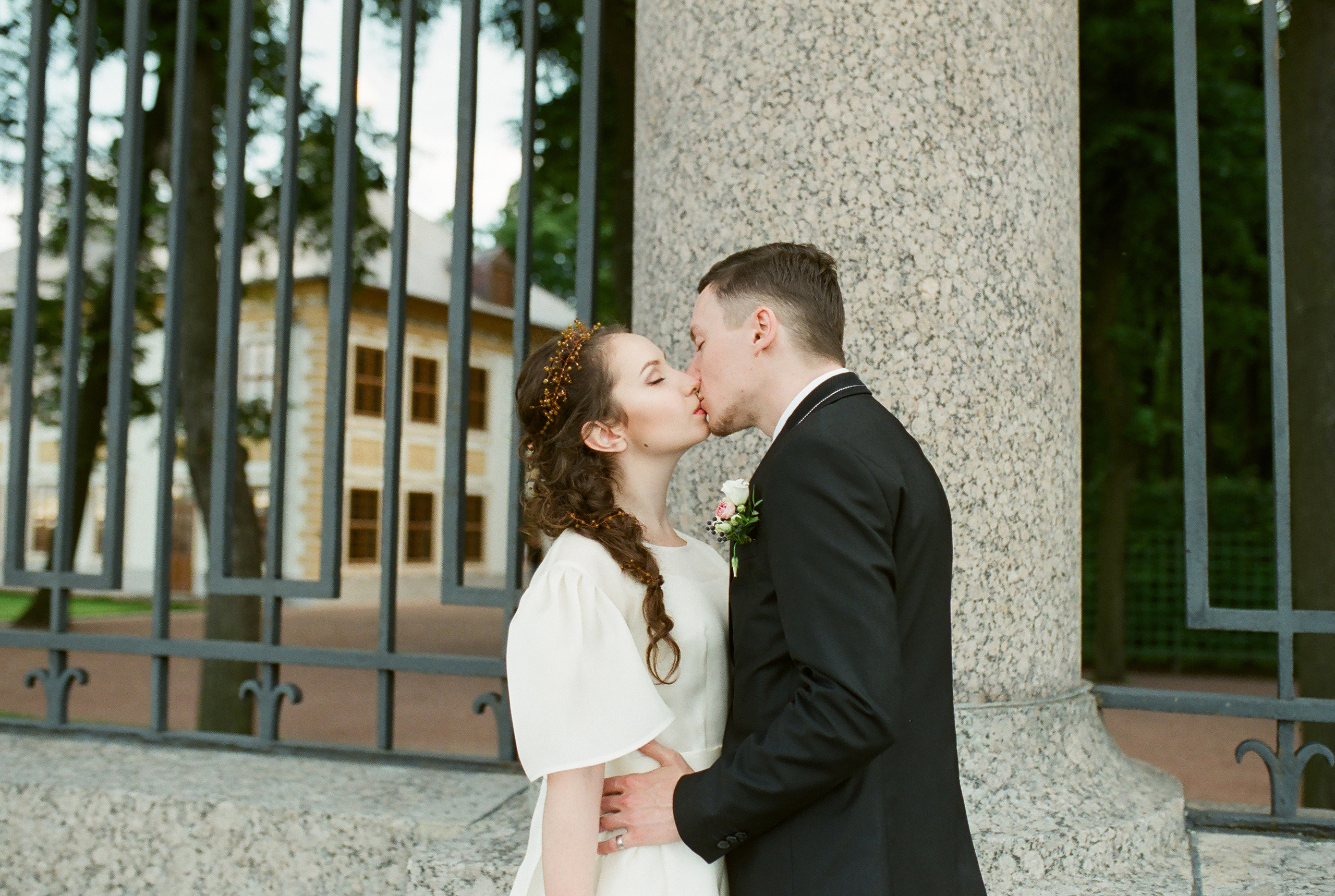 ЕЛЕНА и ИГОРЬ. Свадебный и семейный пленочный фотограф в Петербурге Истомина Ирина