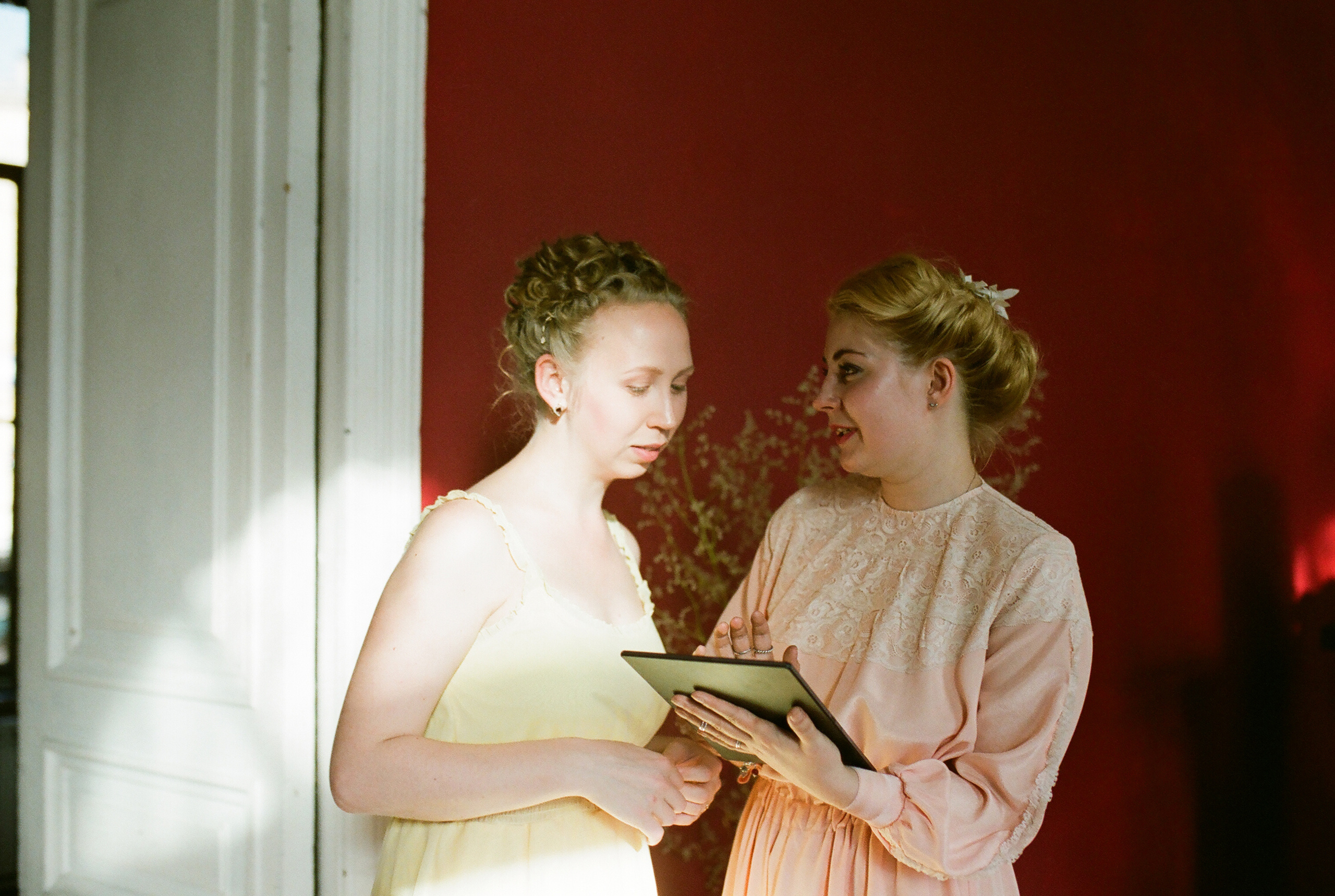 ЕЛЕНА и ИГОРЬ. Свадебный и семейный пленочный фотограф в Петербурге Истомина Ирина