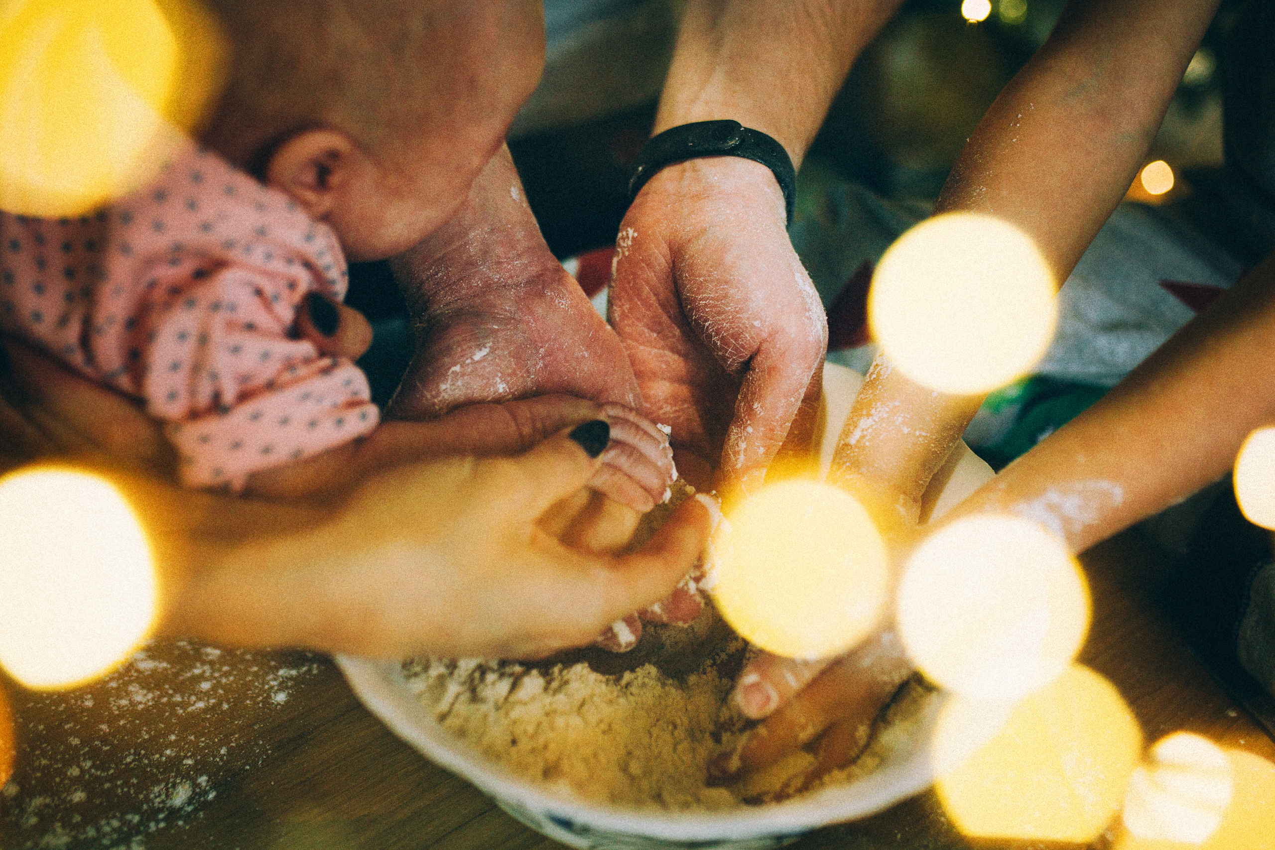 Лида Лёша Лия Юра и собакен Ева. Свадебный и семейный пленочный фотограф в Петербурге Истомина Ирина