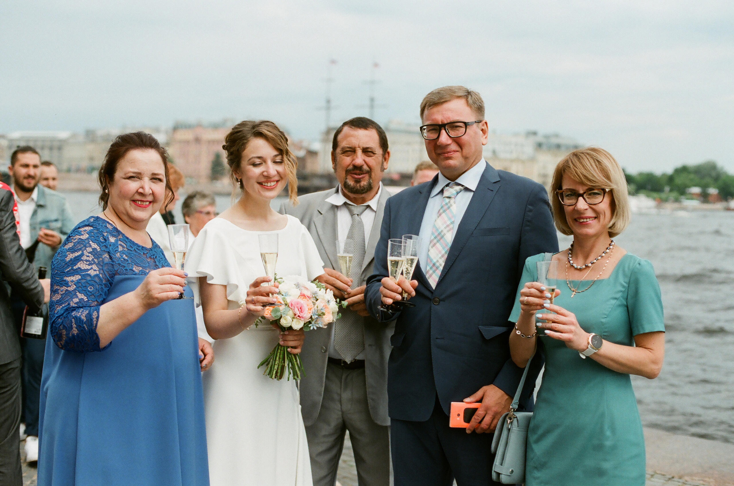 МАРИЯ и ГРИГОРИЙ. Свадебный и семейный пленочный фотограф в Петербурге Истомина Ирина