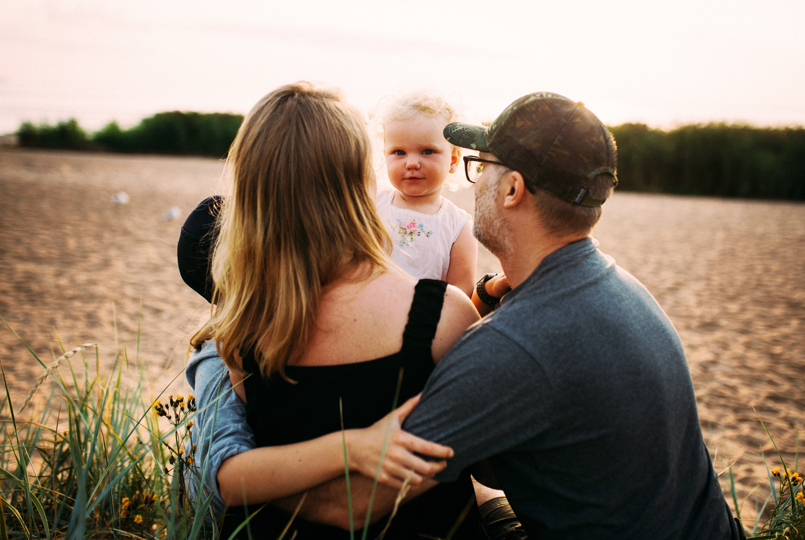 Оля Кирилл Матвей и Марта. Свадебный и семейный пленочный фотограф в Петербурге Истомина Ирина