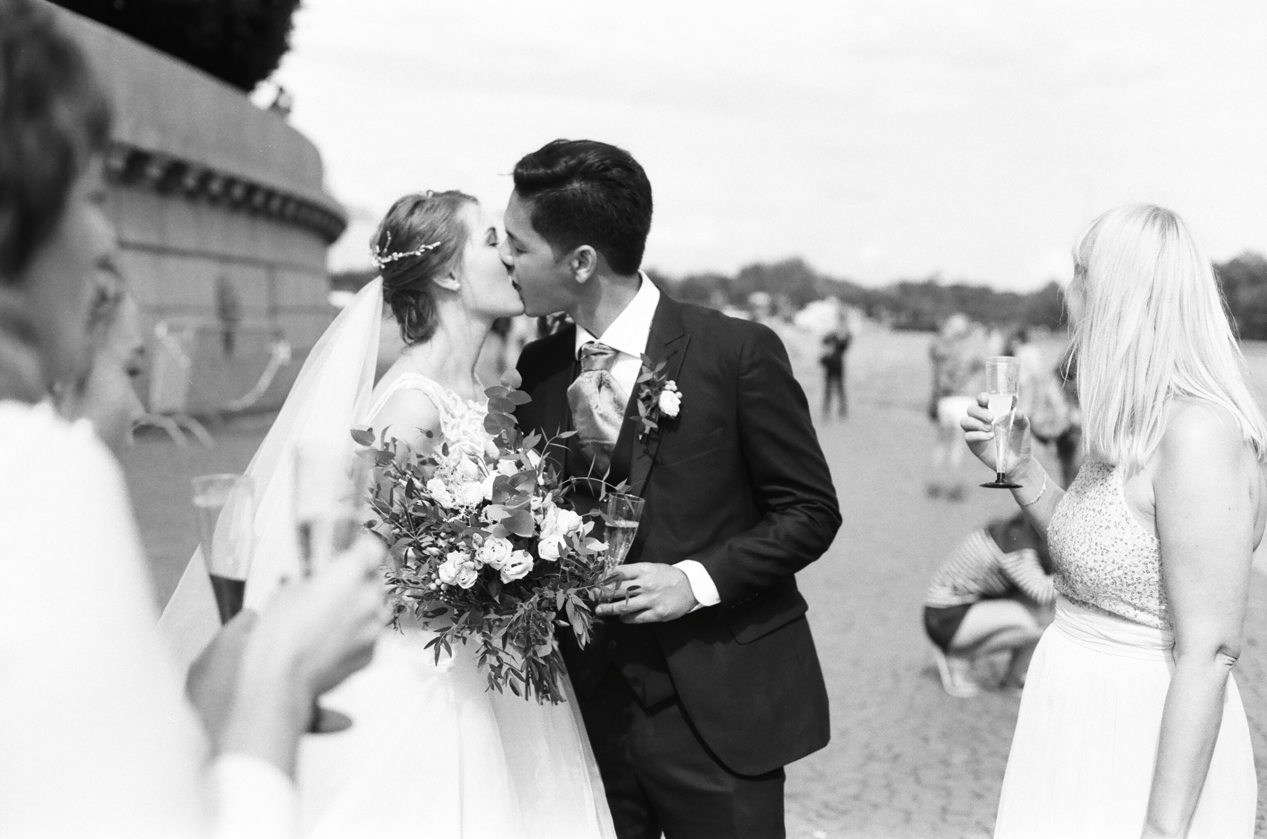 АЛЕКСАНДРА и СЕРГЕЙ. Свадебный и семейный пленочный фотограф в Петербурге Истомина Ирина