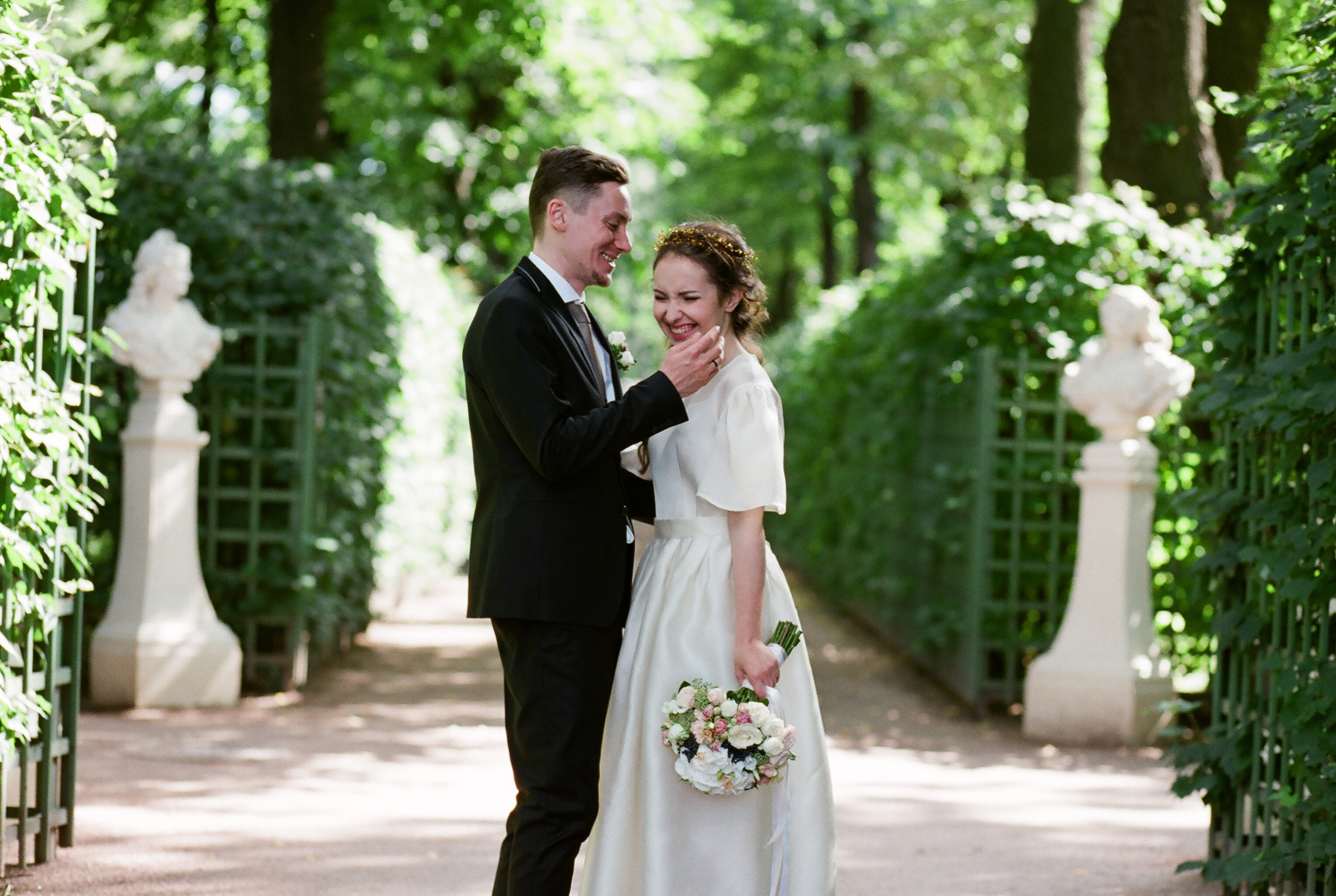 ЕЛЕНА и ИГОРЬ. Свадебный и семейный пленочный фотограф в Петербурге Истомина Ирина