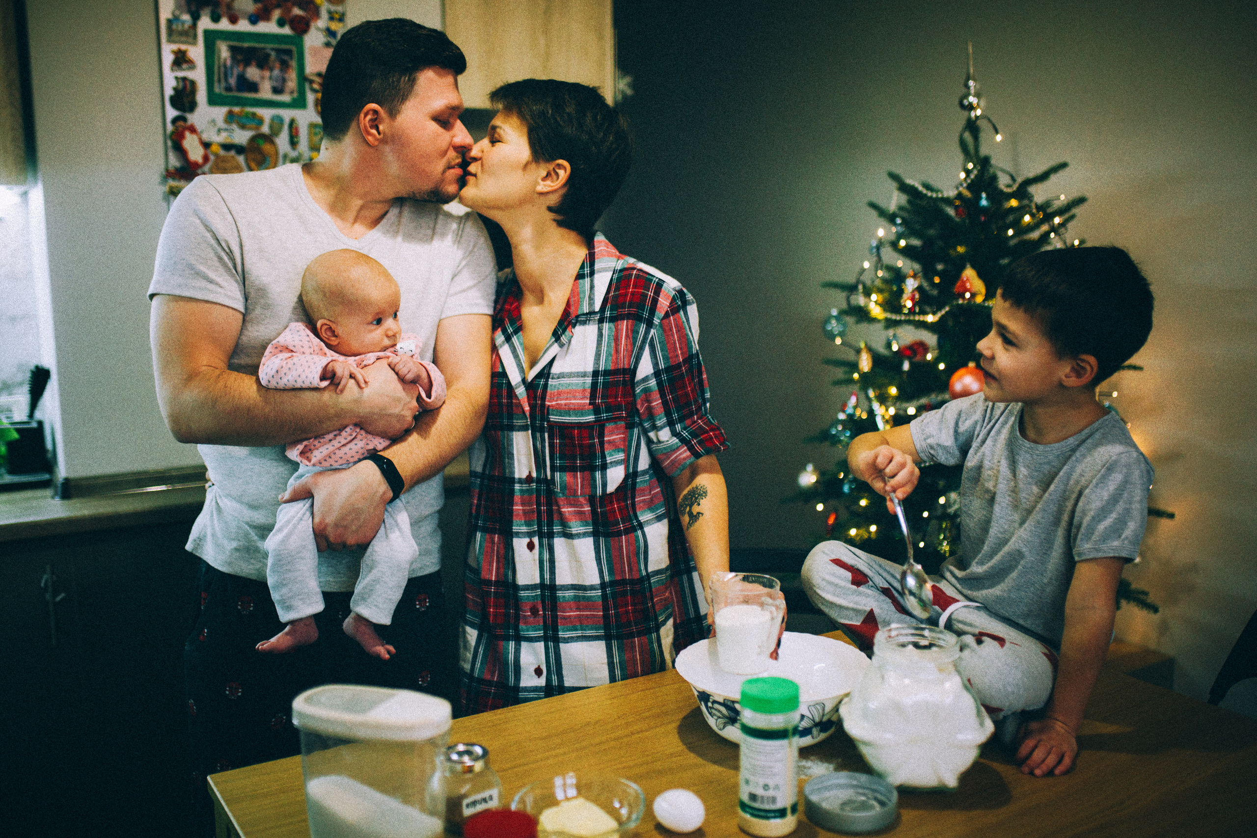 Лида Лёша Лия Юра и собакен Ева. Свадебный и семейный пленочный фотограф в Петербурге Истомина Ирина