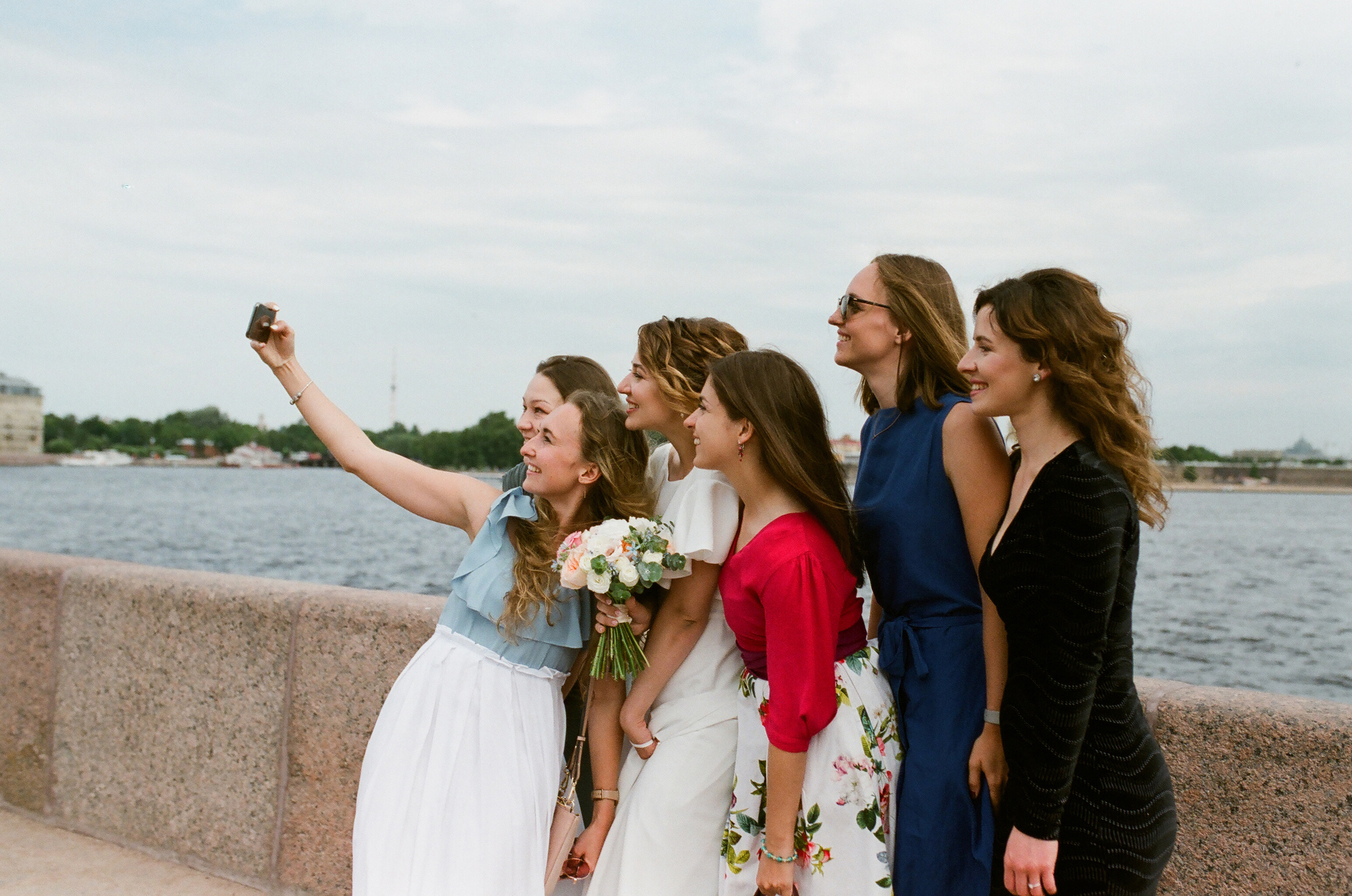 МАРИЯ и ГРИГОРИЙ. Свадебный и семейный пленочный фотограф в Петербурге Истомина Ирина