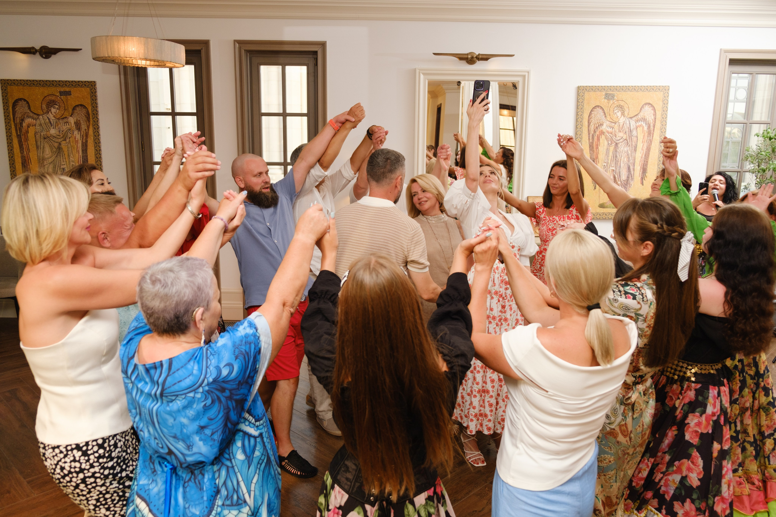 Фотограф на юбилей в Крыму | Съемка дня рождения | Илья Желдак. Профессиональная фотосъемка в Крыму. Натуральные эмоции и живые кадры. Забронируйте дату прямо сейчас!