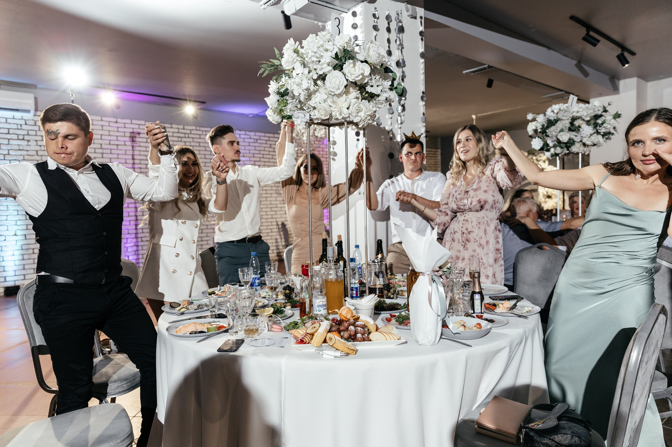 Свадебный фотограф Уфа — Руслан ГабдлисламовЖивые эмоции, красивые кадры, воспоминания на всю жизнь.Работаю по всей Республике Башкортоста. Свадебный фотограф Уфа Руслан Габдлисламов