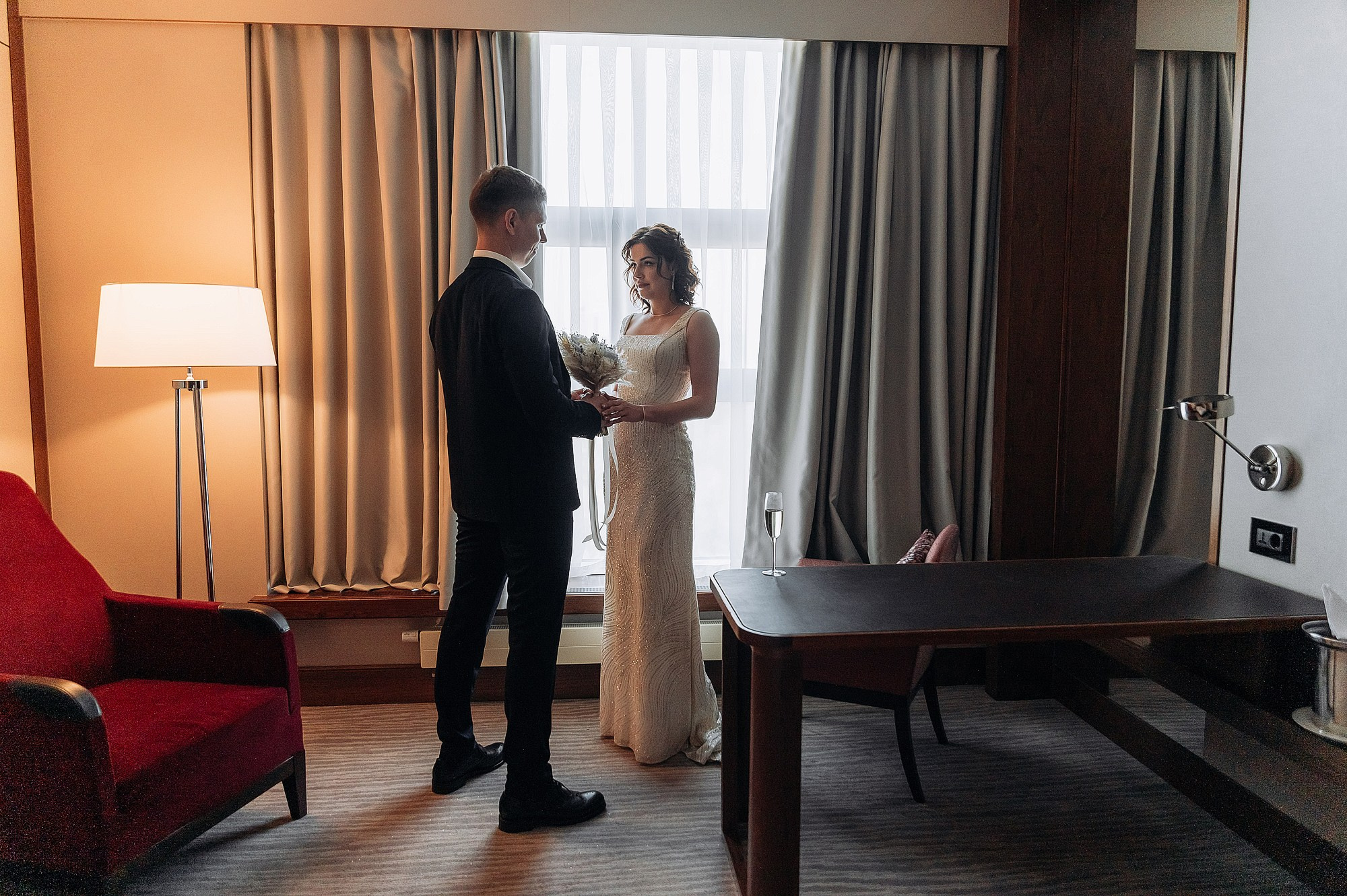 Денис и Екатерина ВДНХ. Свадебный фотограф в Дубне Алексей Фонарёв