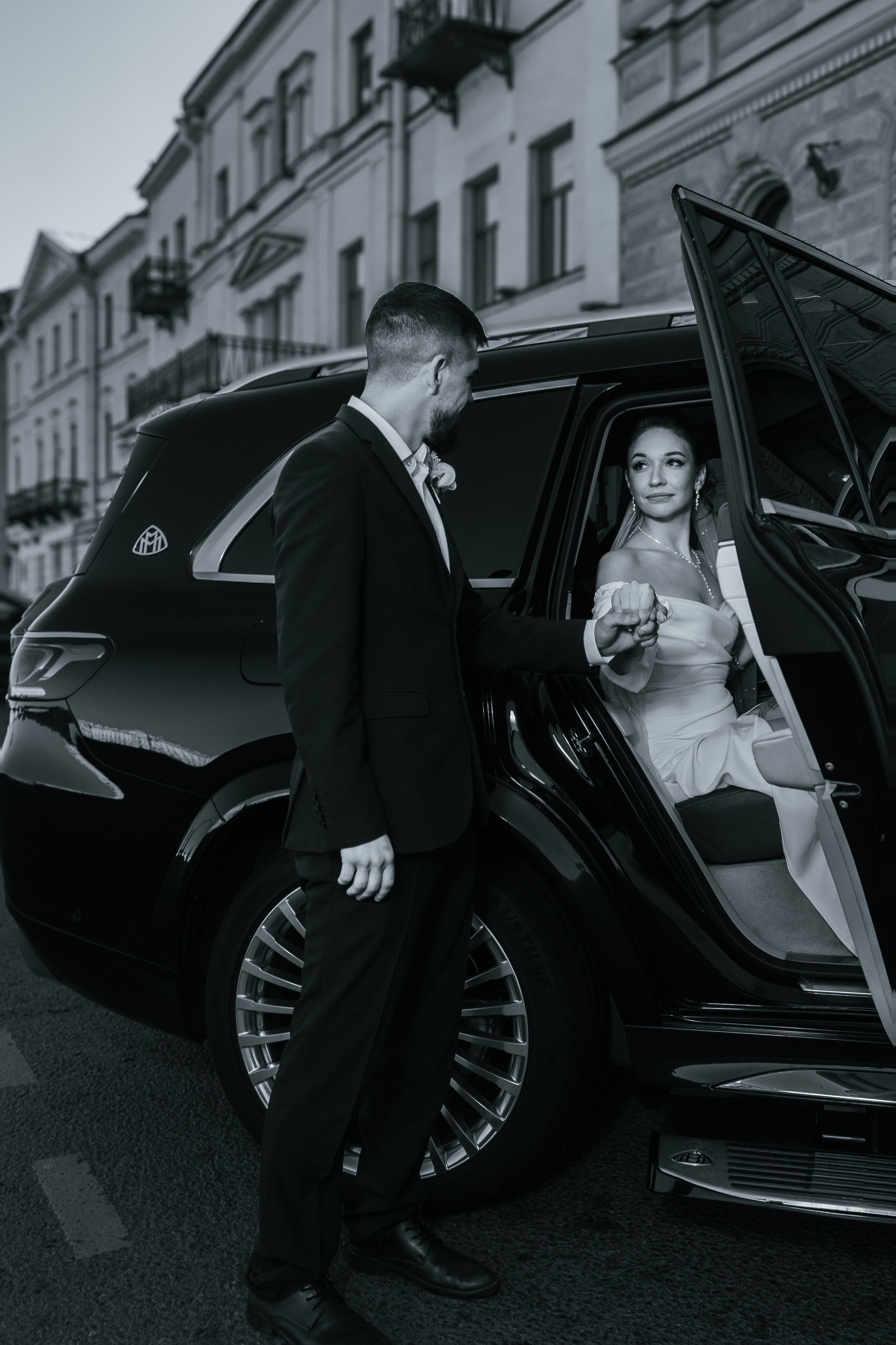 Быстрая фотосессия в ЗАГСе на Английской набережной. Professional photoartist in St. Petersburg (wedding, reportage, portrait, model book, love story) Alexander Shvedov