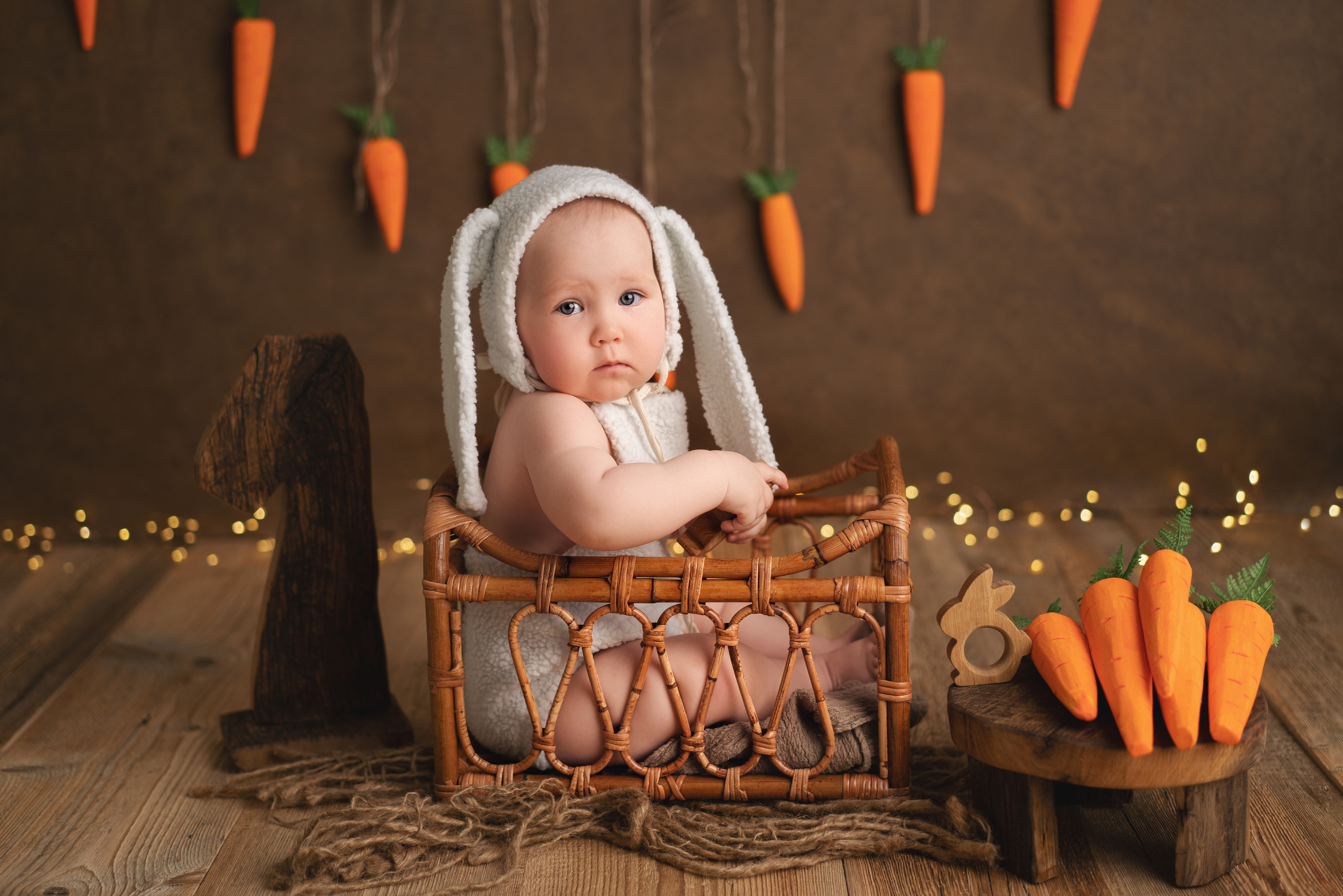 Эмилия годик. Фотограф новорождённых малышей в Уфе