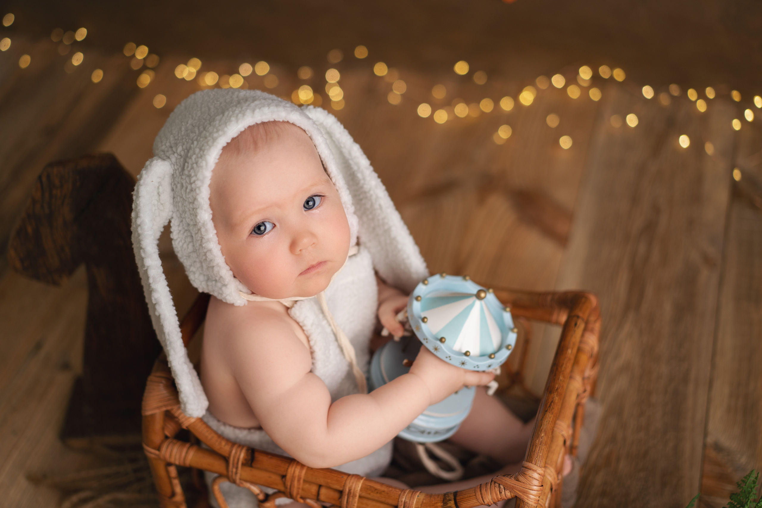 Эмилия годик. Фотограф новорождённых малышей в Уфе