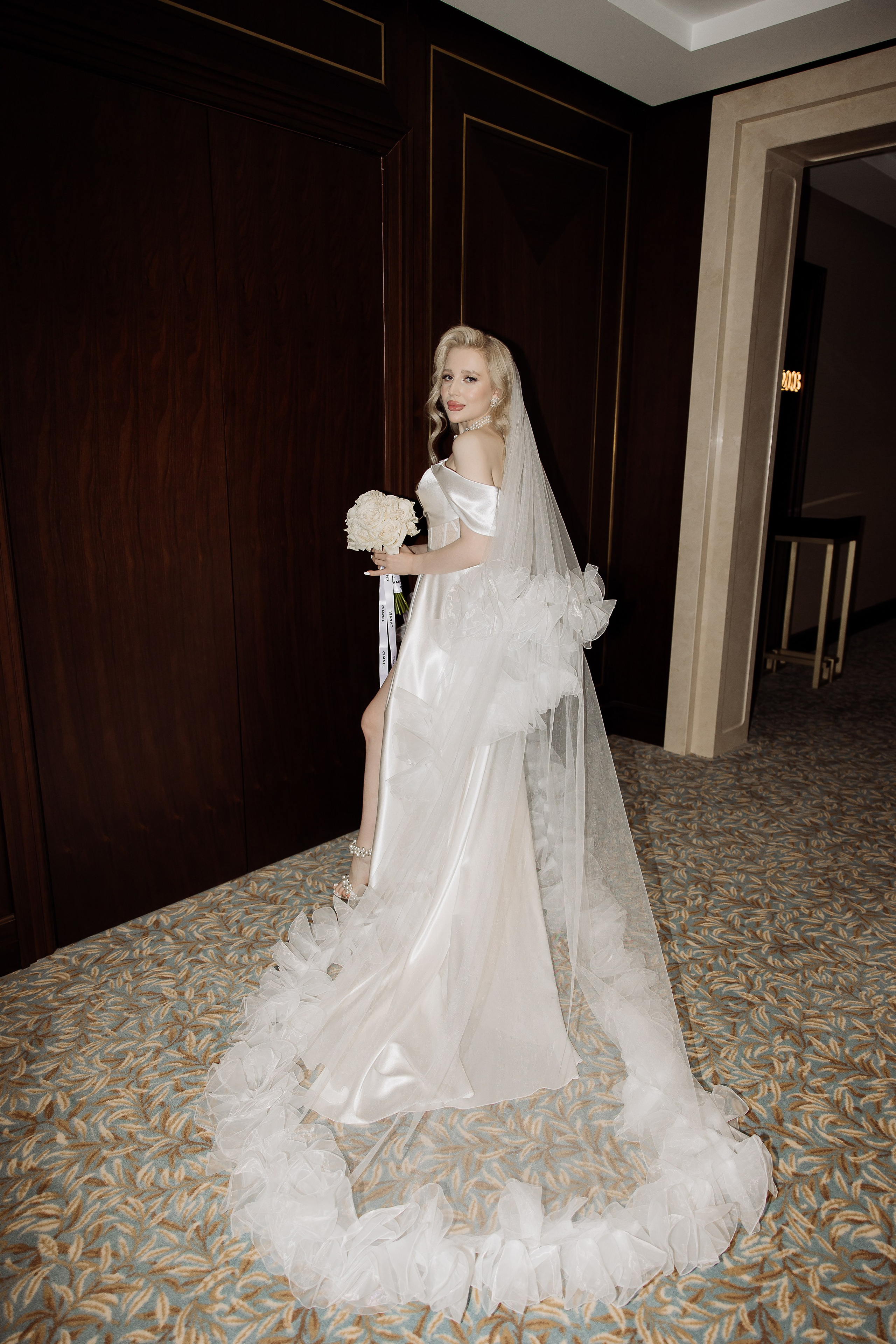 MORE AMORE. YULIYA & IVAN. Свадебный и индивидуальный фотограф в Челябинске Евгения Негодяева