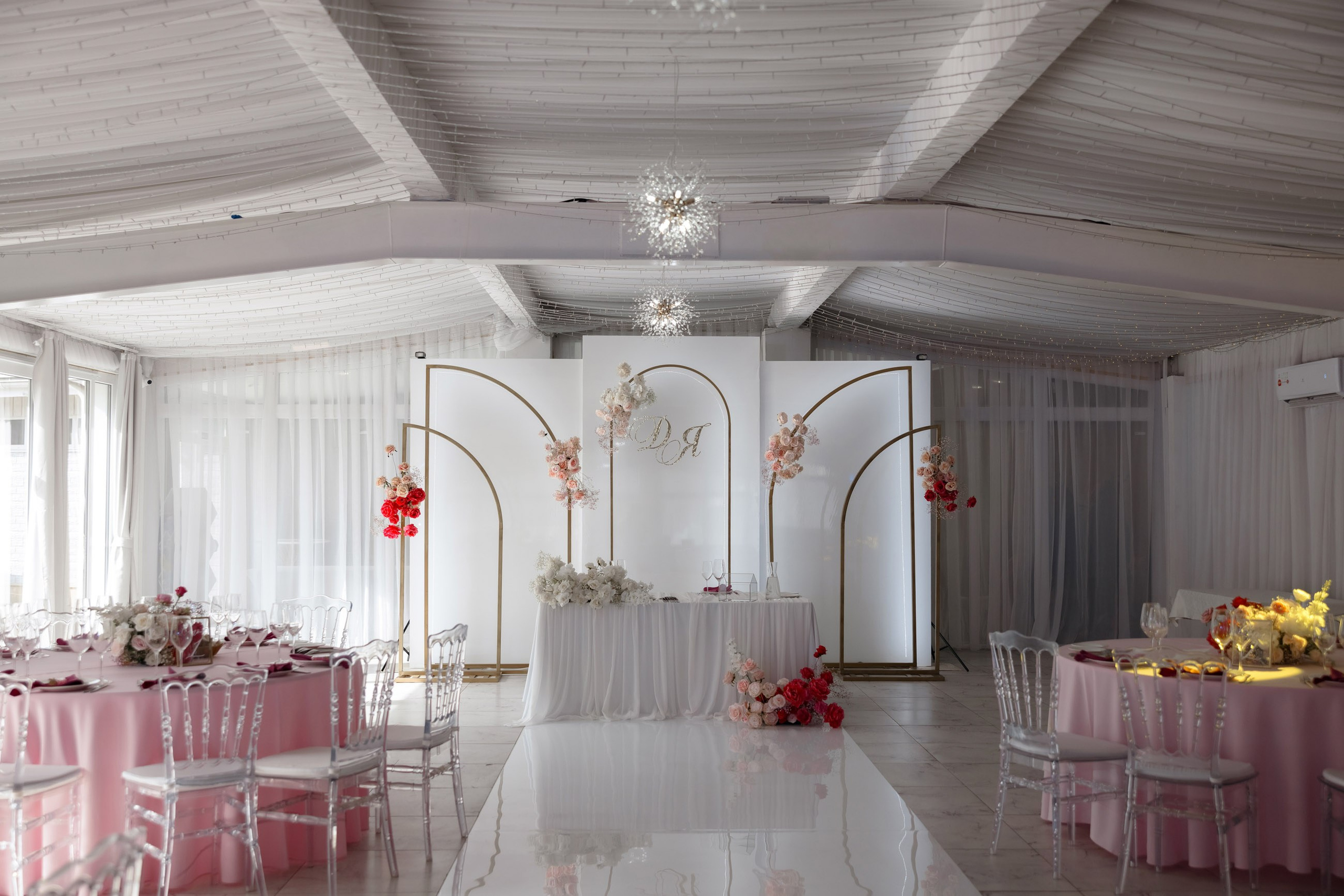 Даниил и Яна. Свадебный фотограф и видеограф Юрий и Эля Дубинины