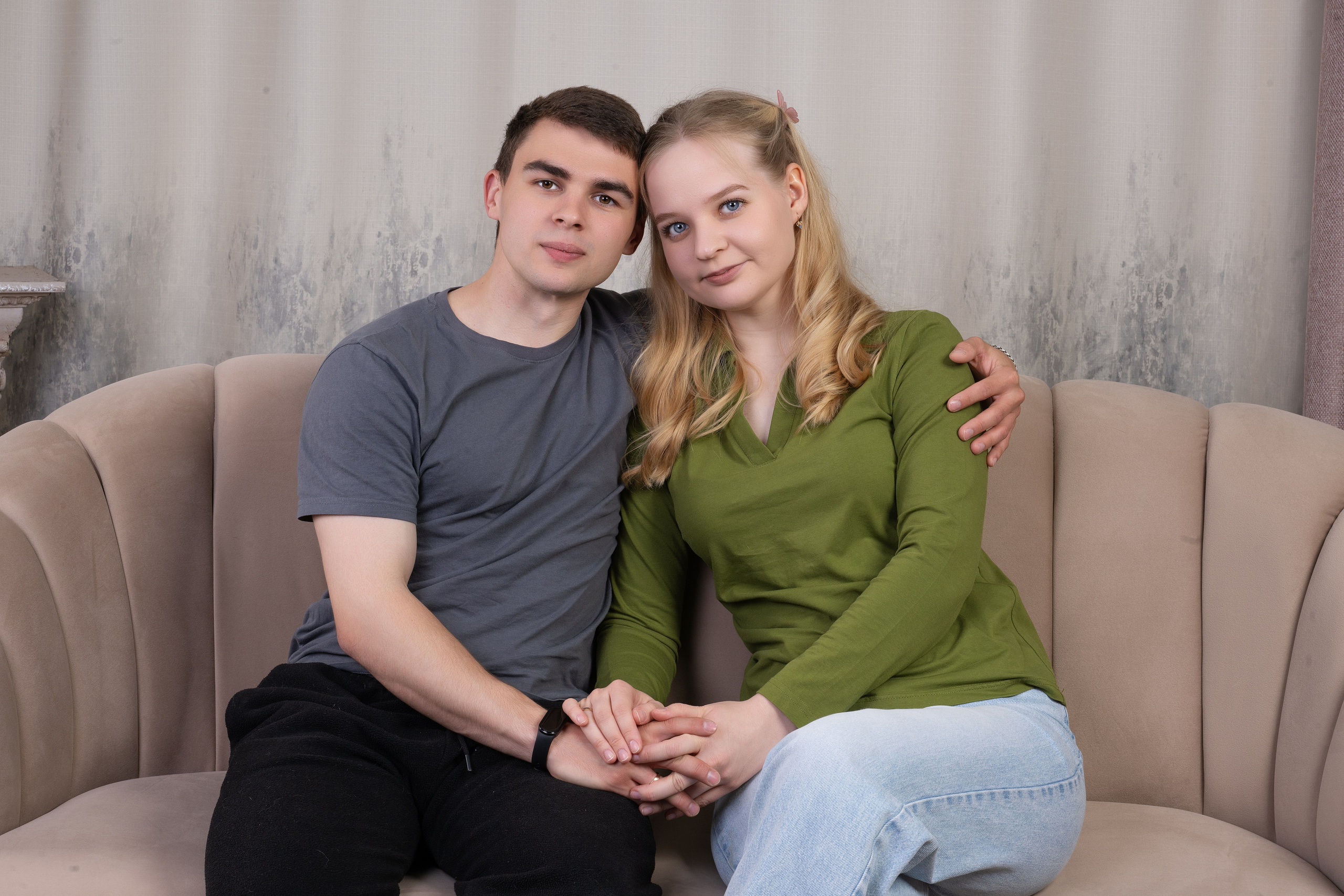 Влюблённых много на ЗЕМЛЕ…. Вижу свет на душах. И мир- кадрами. Покажу  ваш. Фотограф Елена Романцова