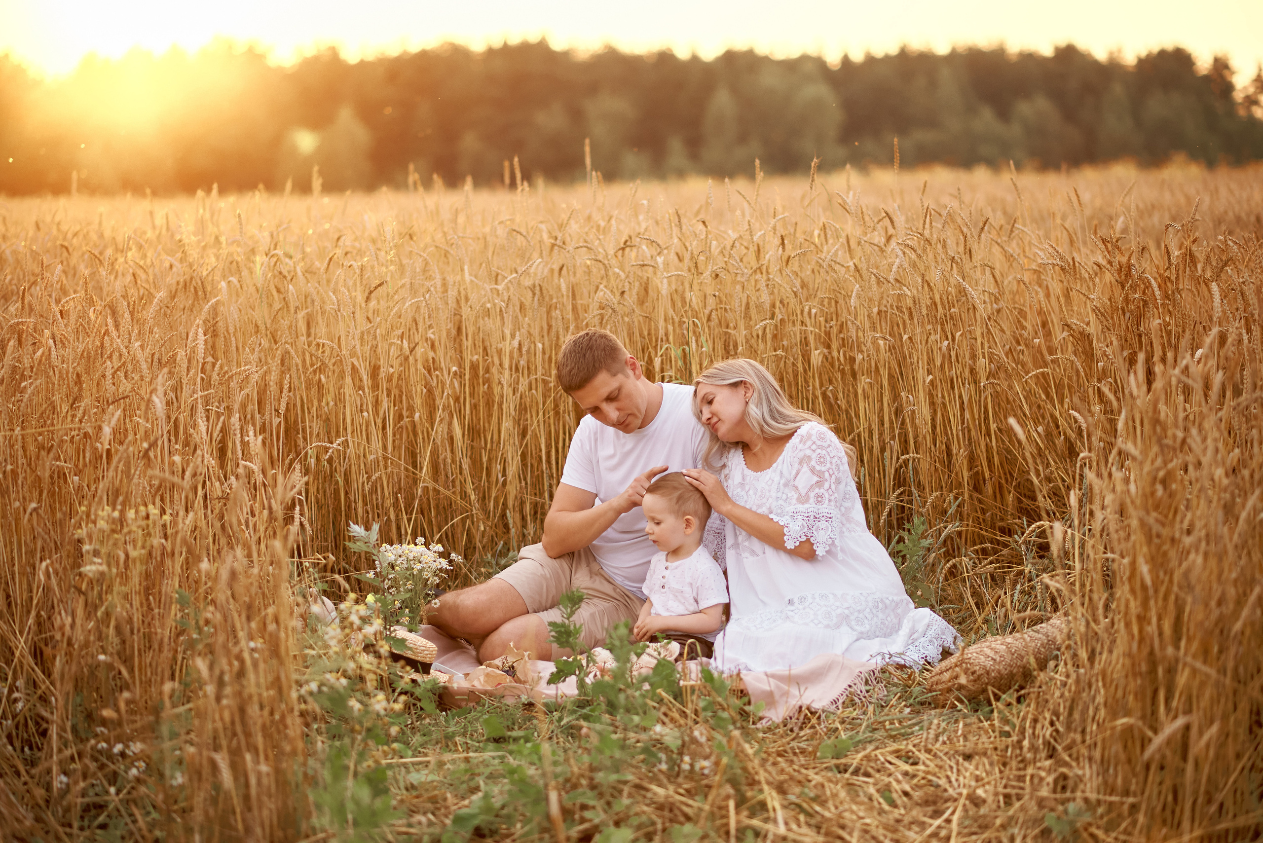 В пшеничном поле. Семейный и детский фотограф в г. Ногинске Ангелина Хасанова