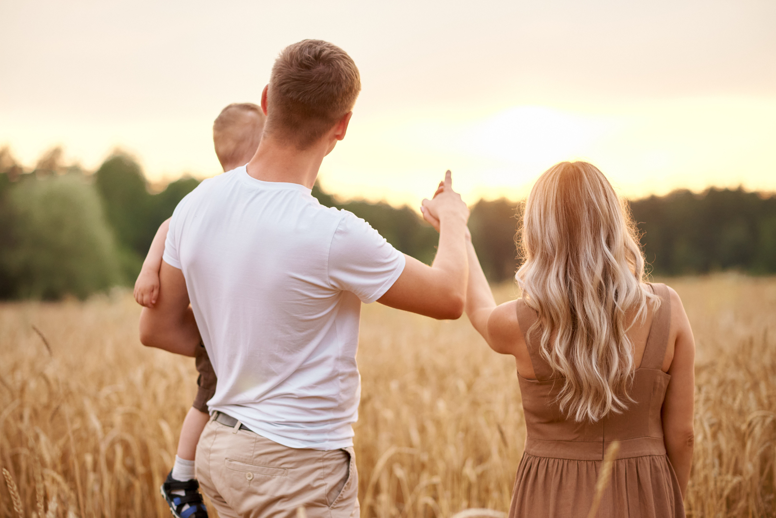 В пшеничном поле. Семейный и детский фотограф в г. Ногинске Ангелина Хасанова