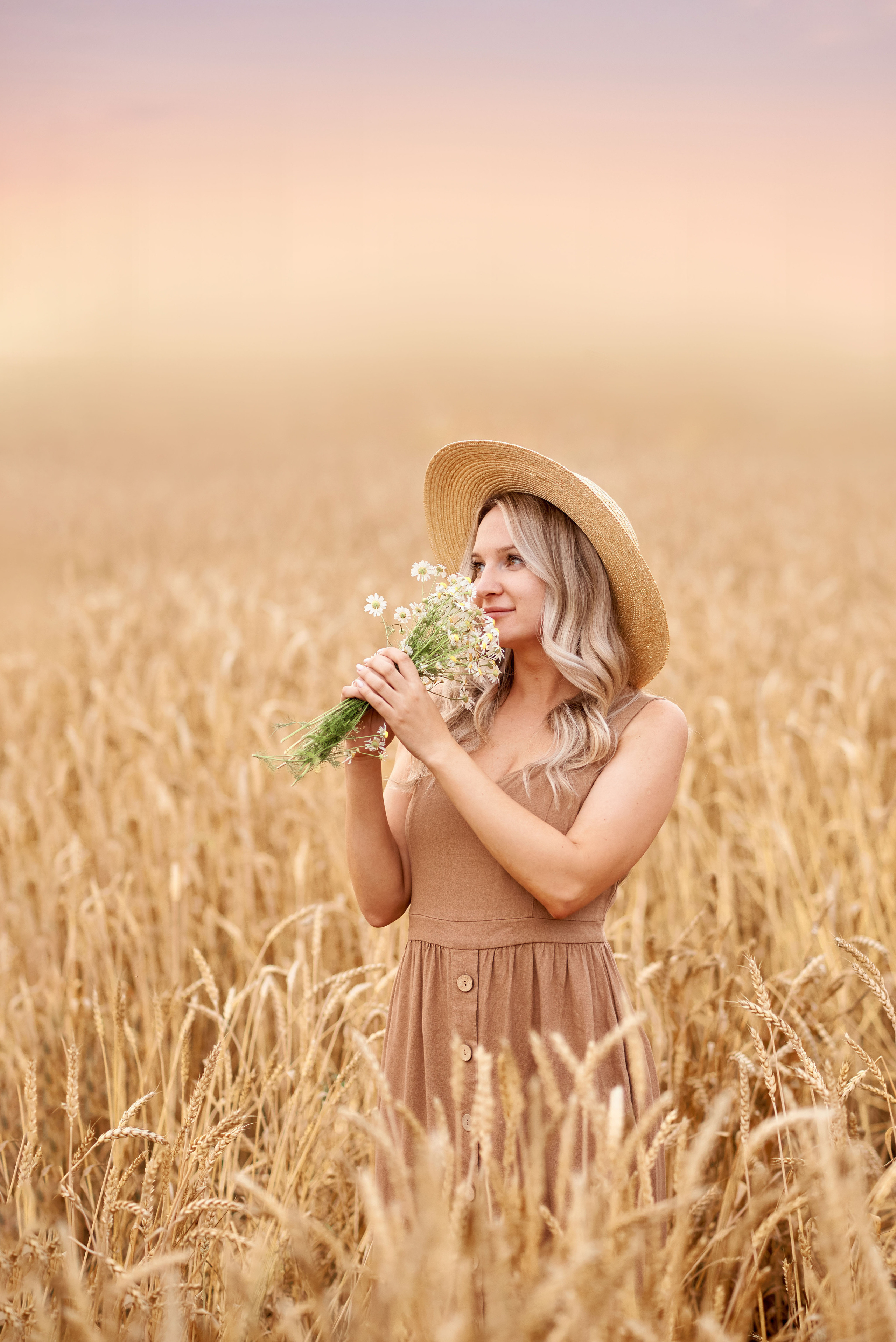 В пшенице. Семейный и детский фотограф в г. Ногинске Ангелина Хасанова