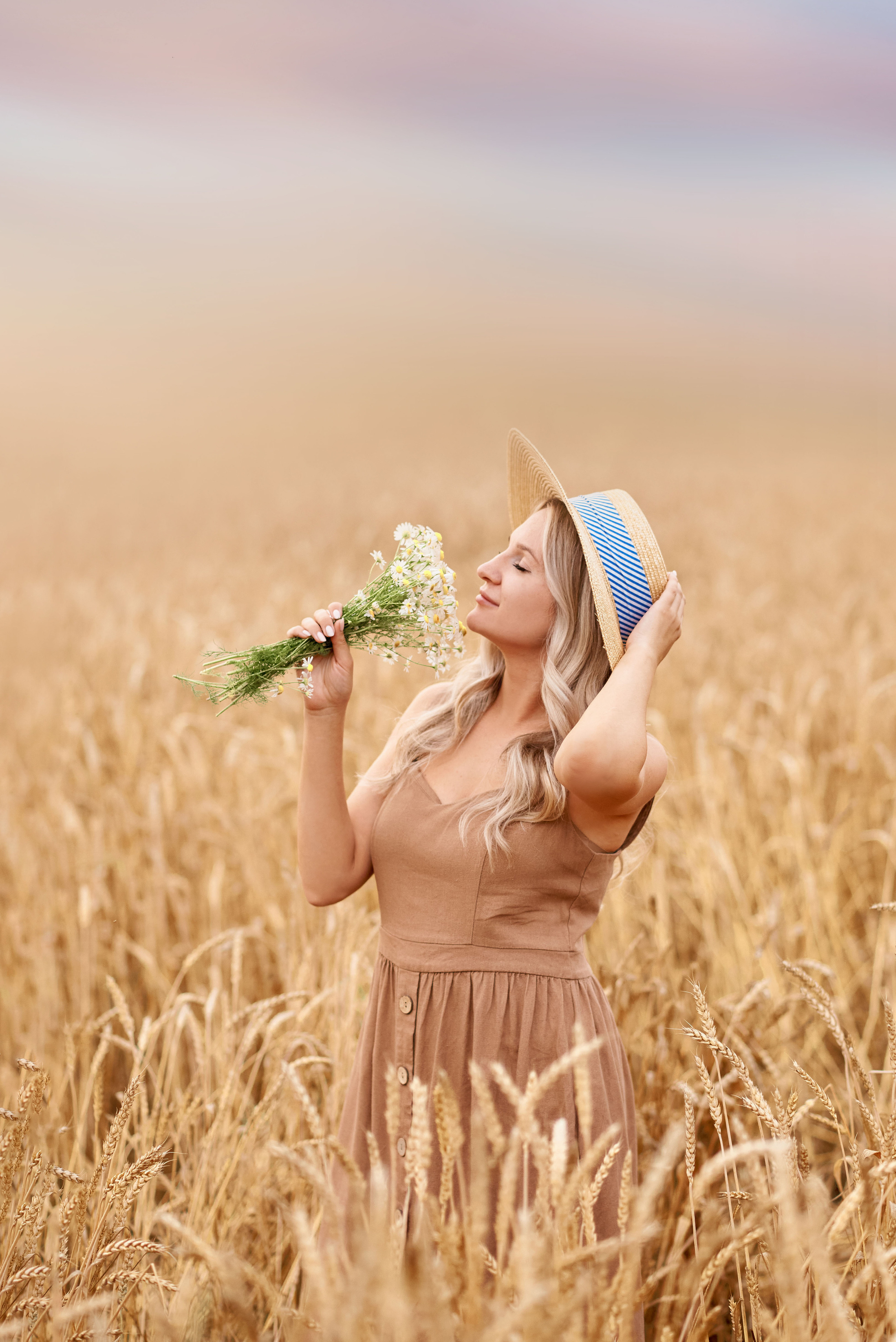 В пшеничном поле. Семейный и детский фотограф в г. Ногинске Ангелина Хасанова