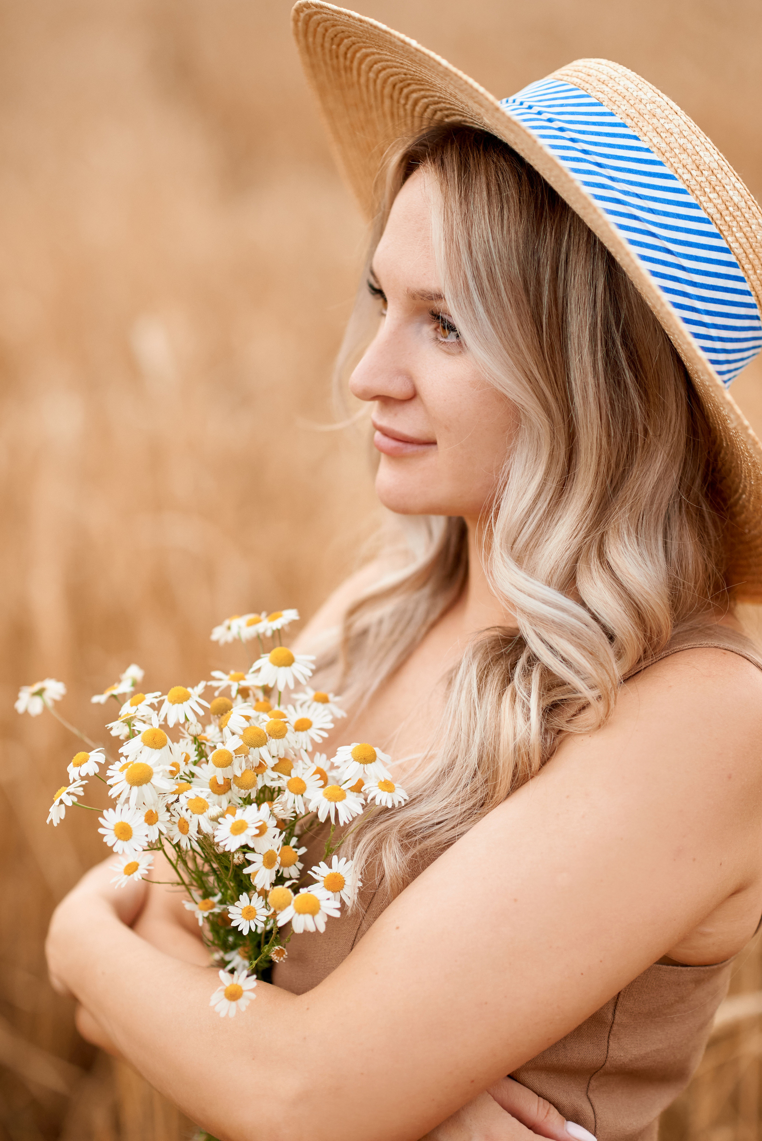 В пшеничном поле. Семейный и детский фотограф в г. Ногинске Ангелина Хасанова