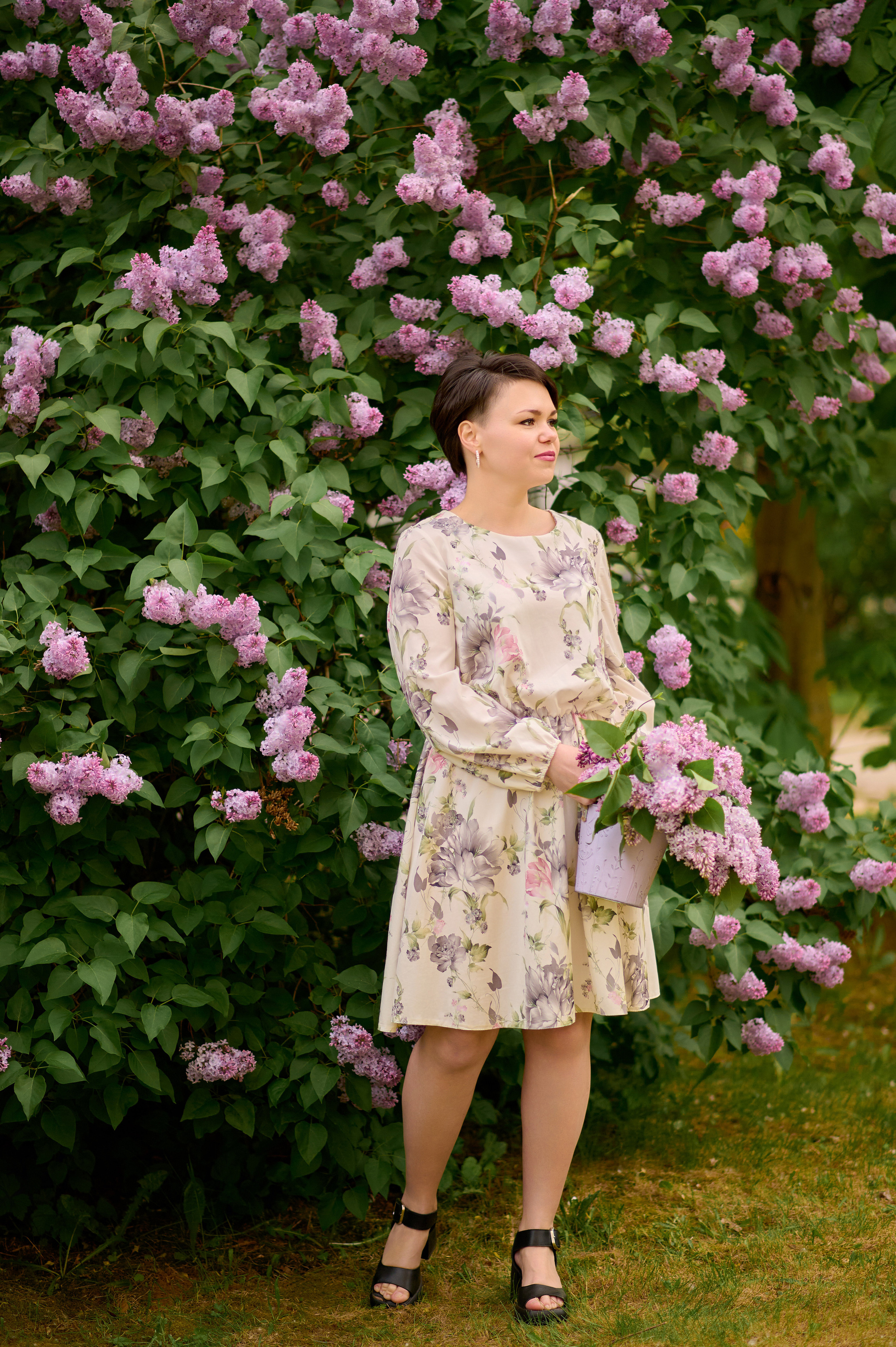 Сиреневый сад. Семейный и детский фотограф в г. Ногинске Ангелина Хасанова