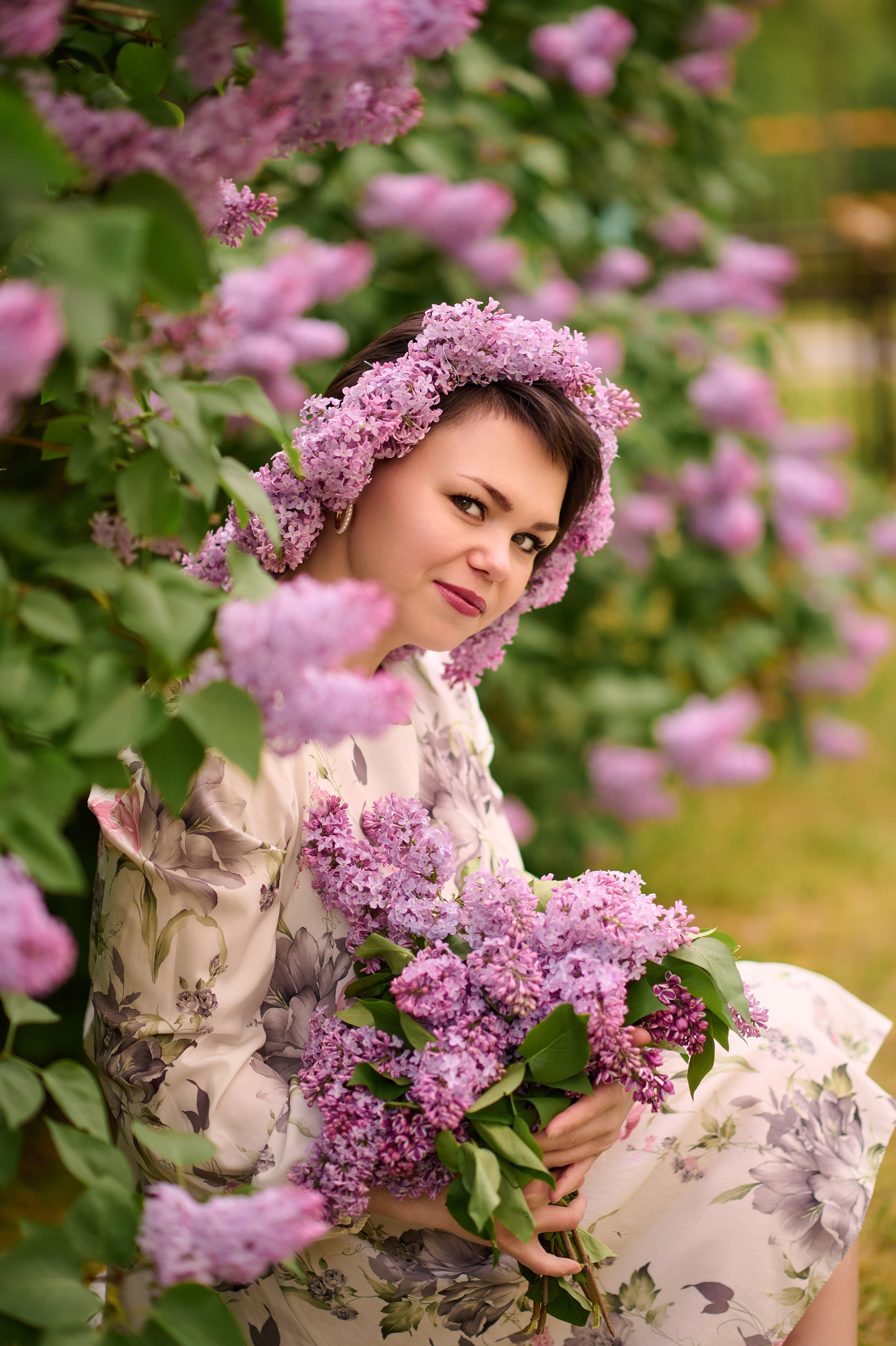 Сиреневый сад. Семейный и детский фотограф в г. Ногинске Ангелина Хасанова