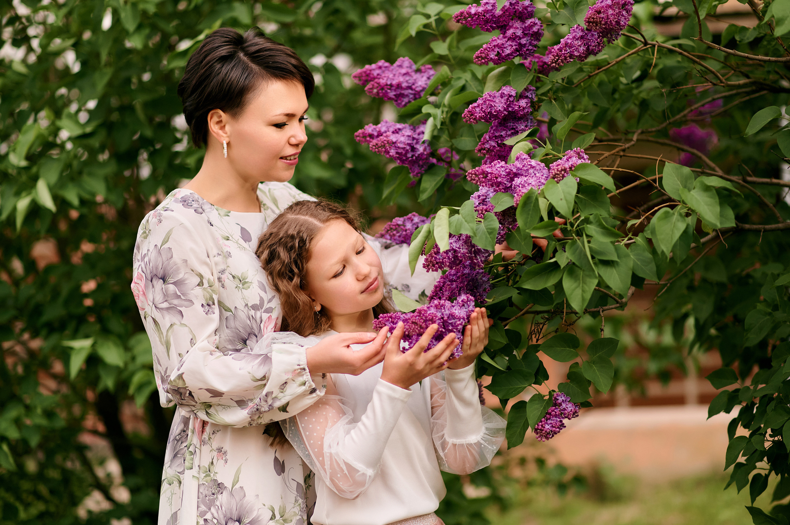 Сиреневый сад. Семейный и детский фотограф в г. Ногинске Ангелина Хасанова