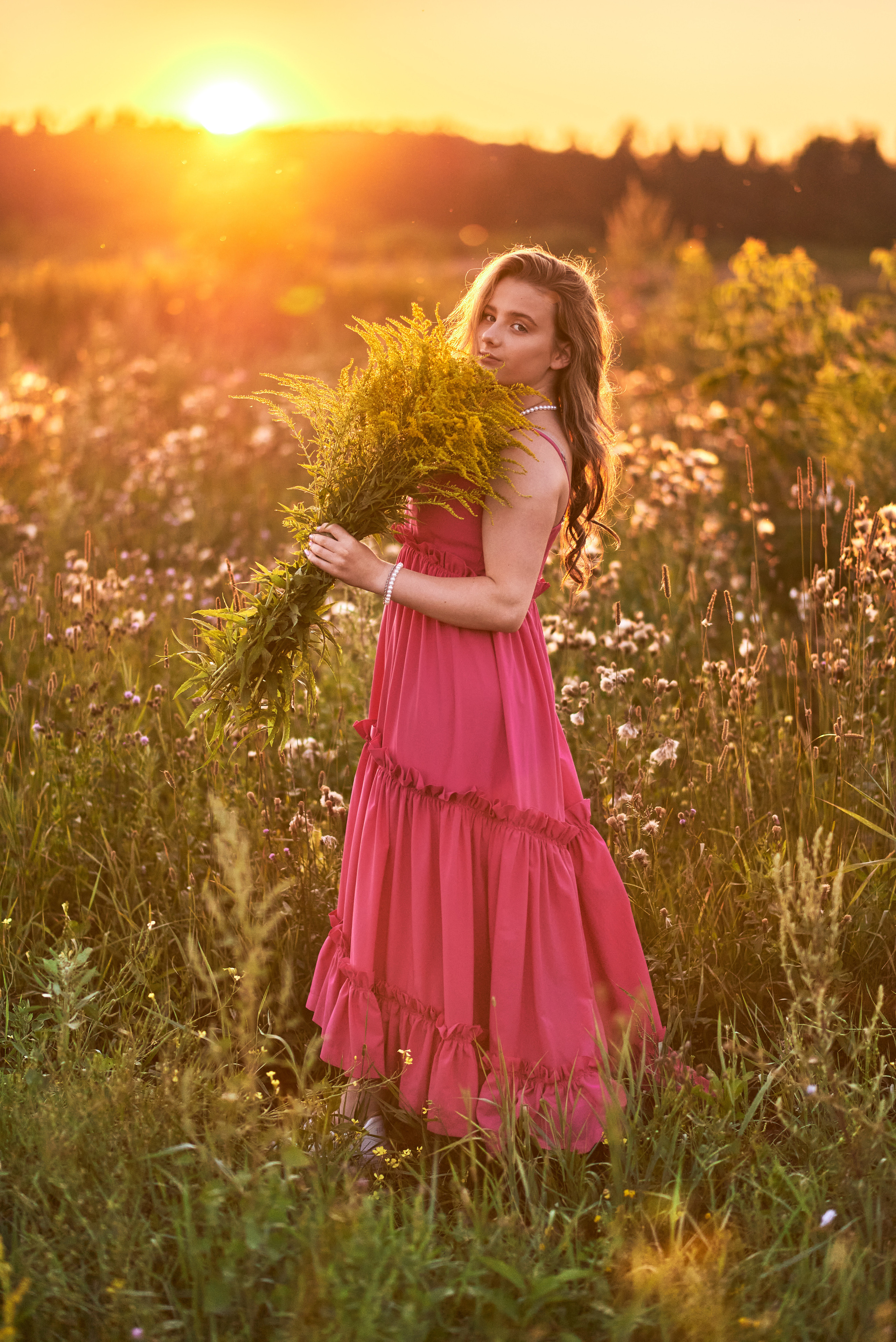 Фотопрогулка в поле. Семейный и детский фотограф в г. Ногинске Ангелина Хасанова