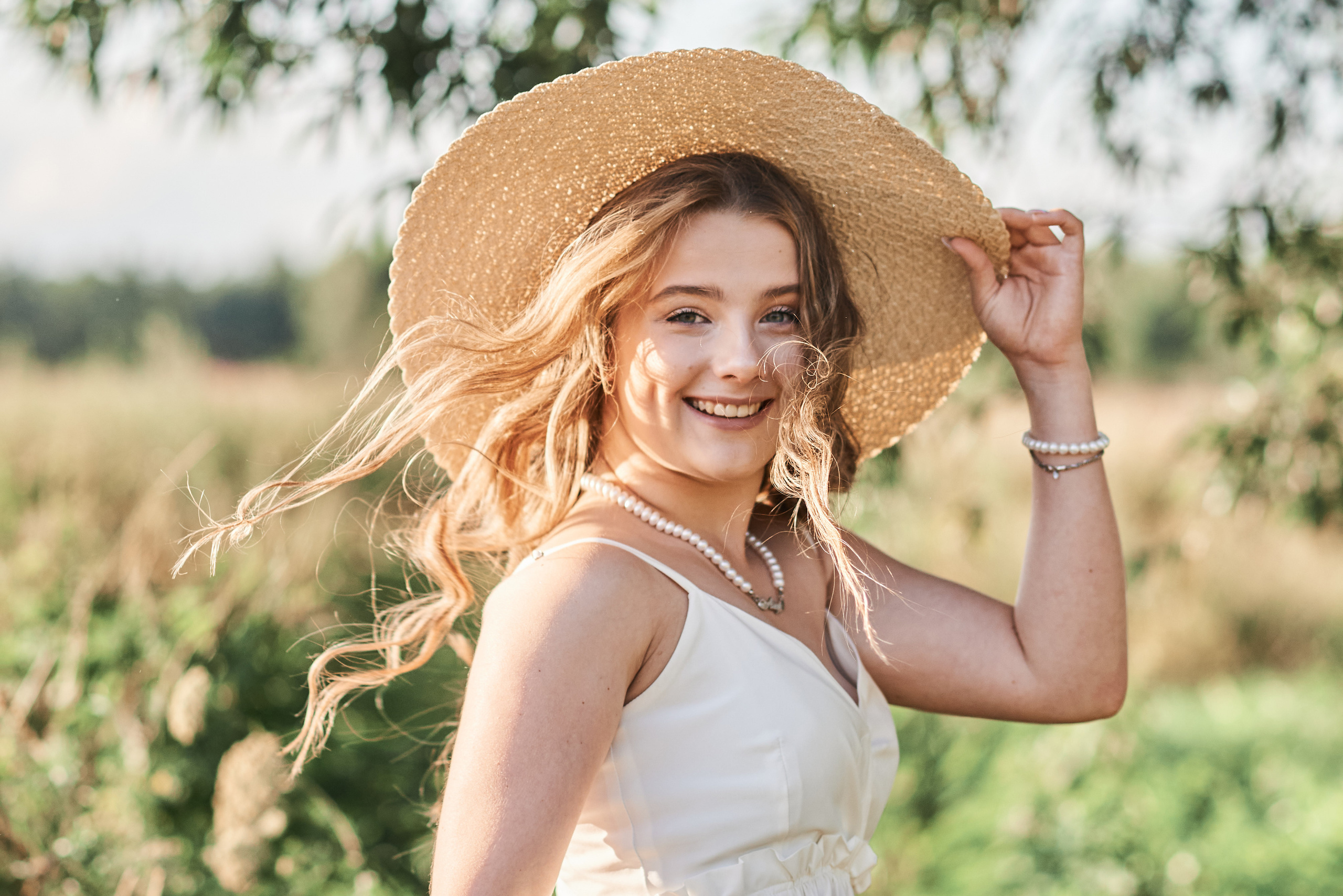 Фотопрогулка в поле. Семейный и детский фотограф в г. Ногинске Ангелина Хасанова