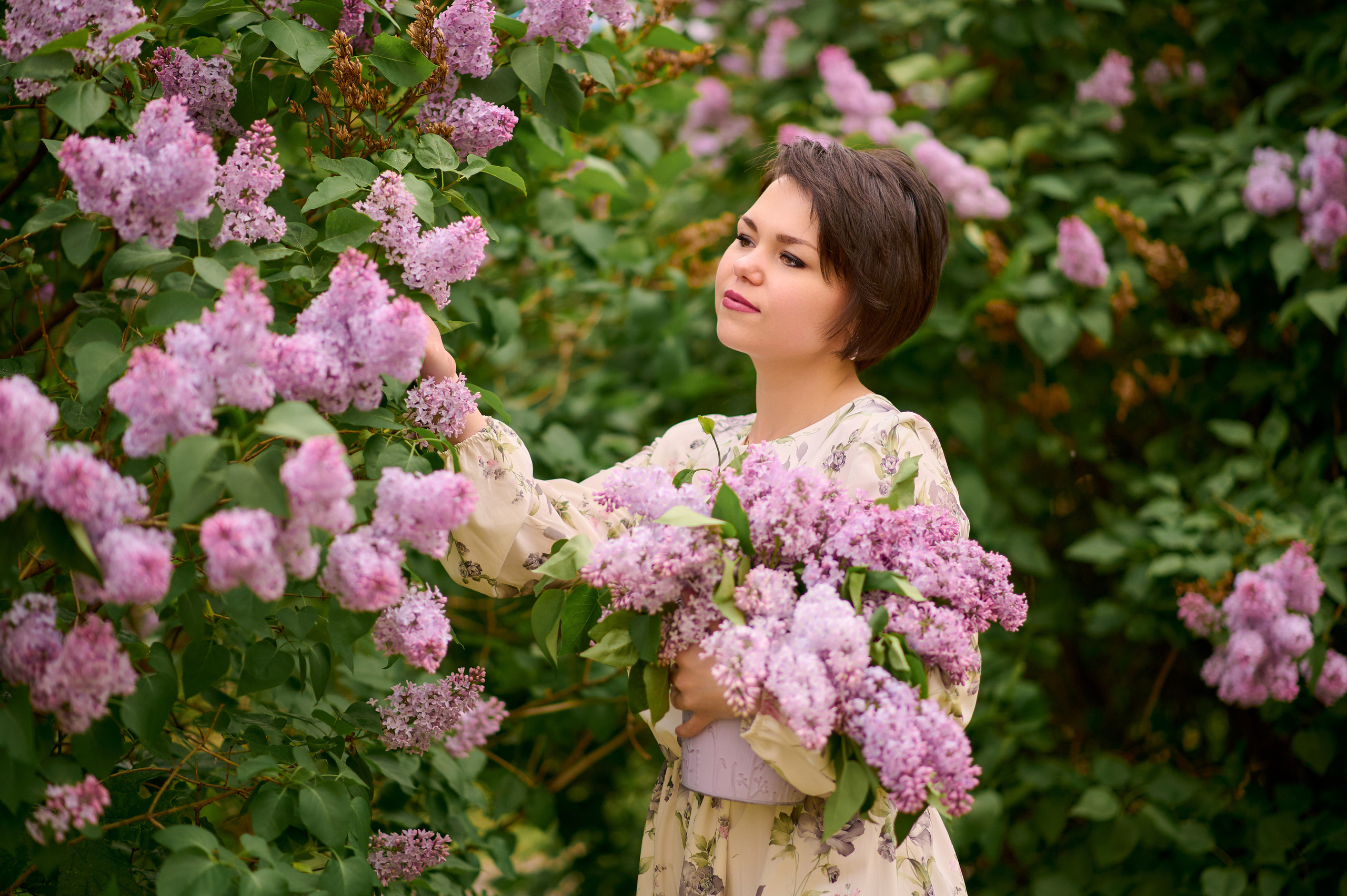 Сиреневый сад. Семейный и детский фотограф в г. Ногинске Ангелина Хасанова