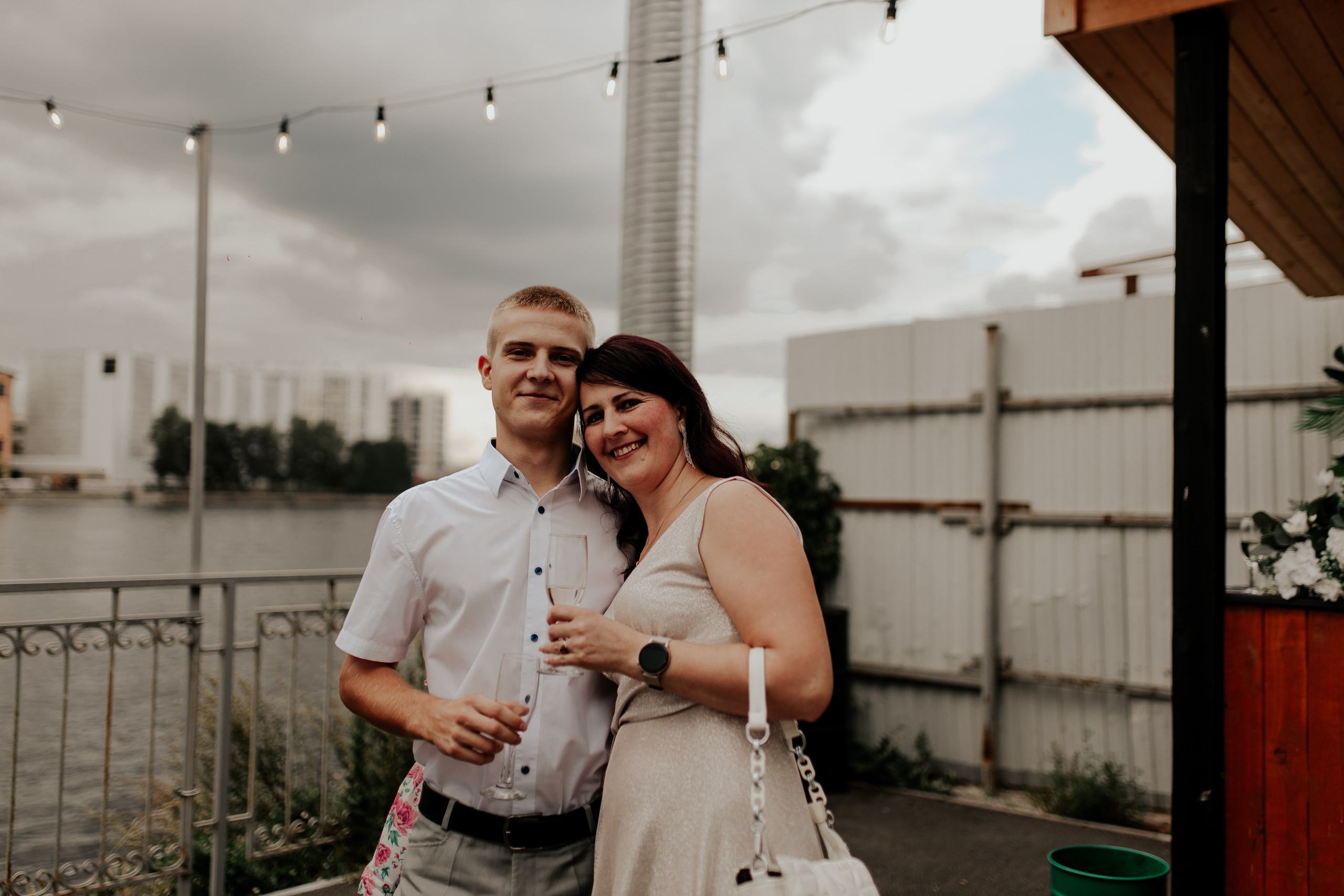 Свадебный банкет в Санкт-Петербурге — Трогательная фотосессия с родными и лавстори. Фотограф в Санкт-Петербурге Лиза Семченкова
