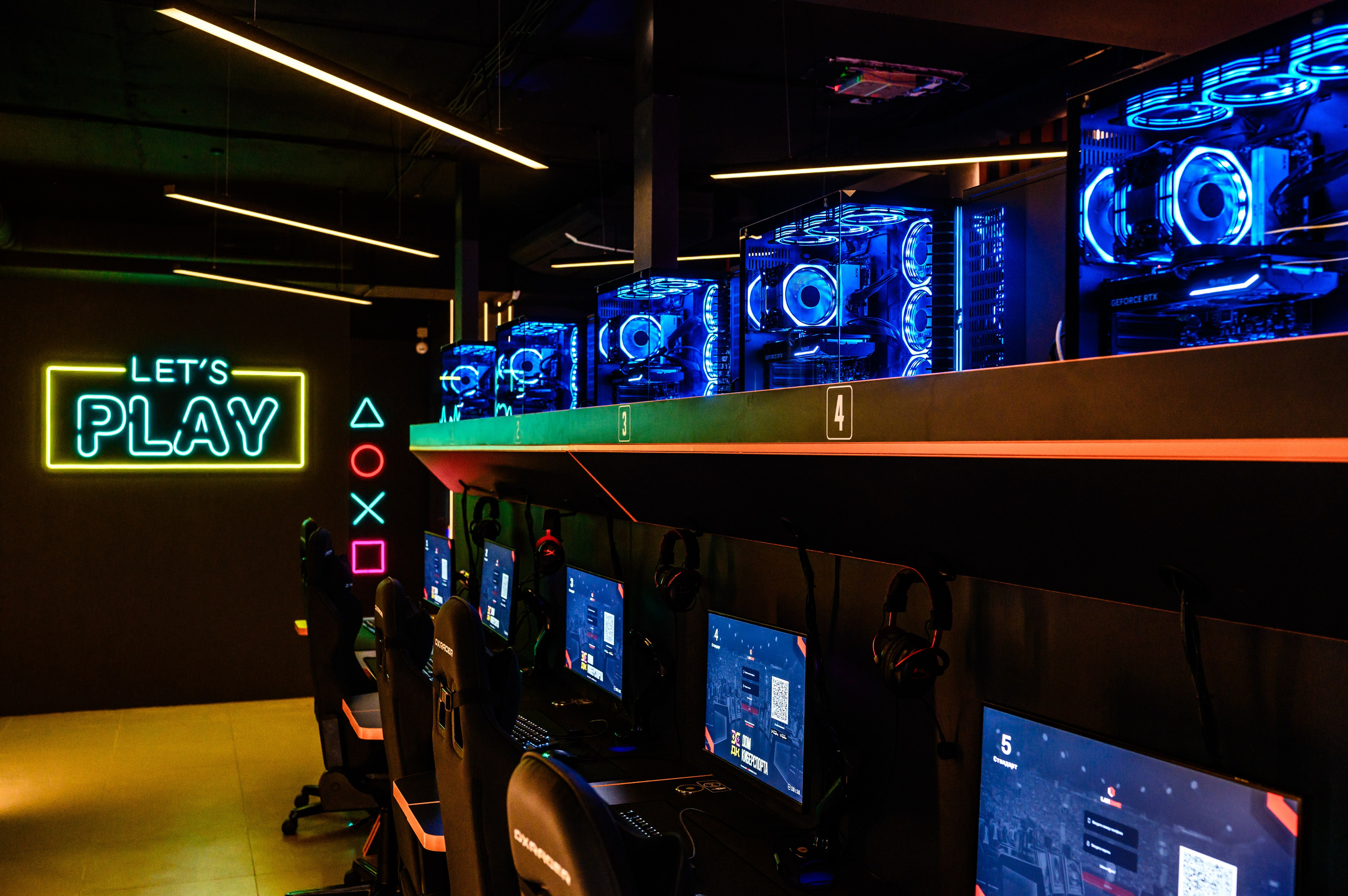 Дом киберспорта. Евгений Уфаев, фотограф