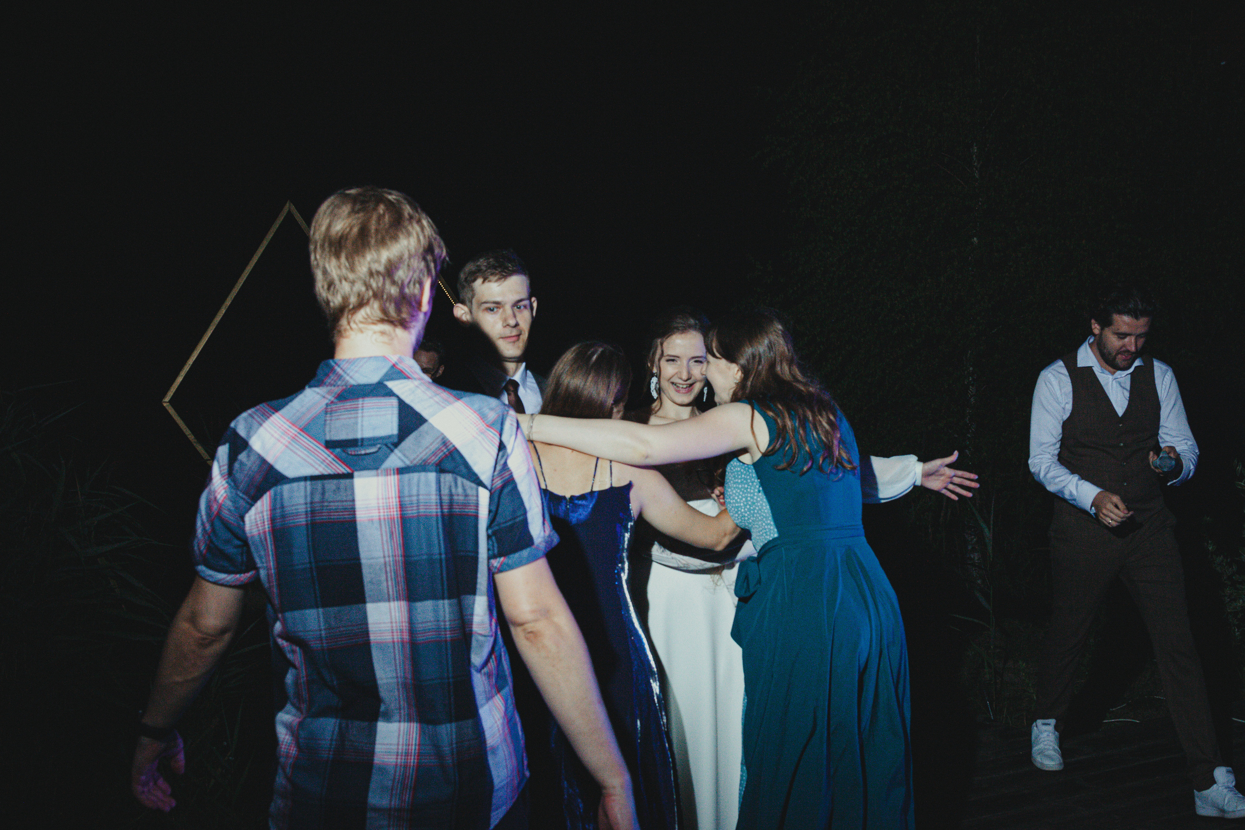 Виктор и Арина 5 августа 2022 год. Главная