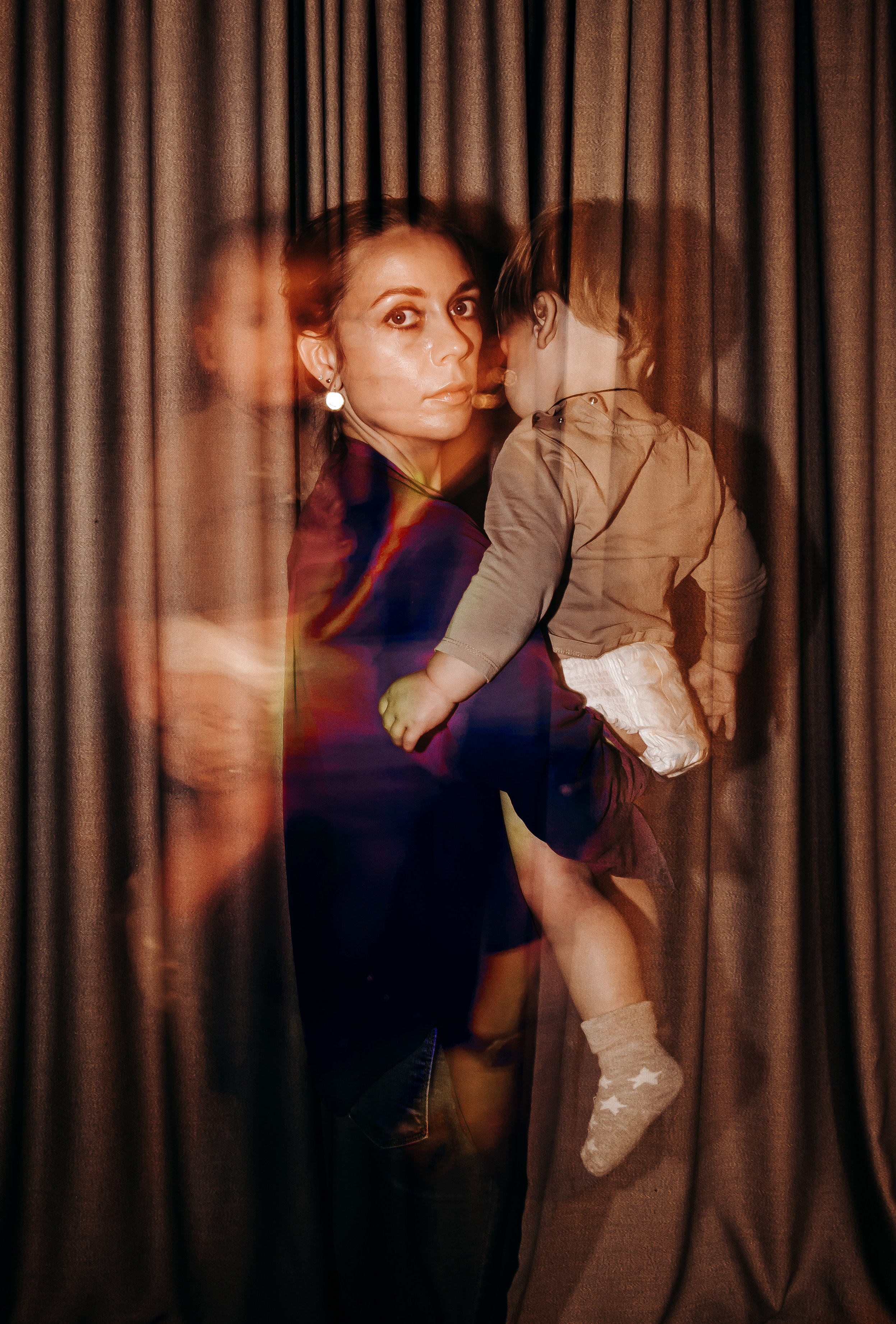 Мама - чуть - чуть Шива. А многодетная мама тем более. Просто мой автопортрет в моменте. 