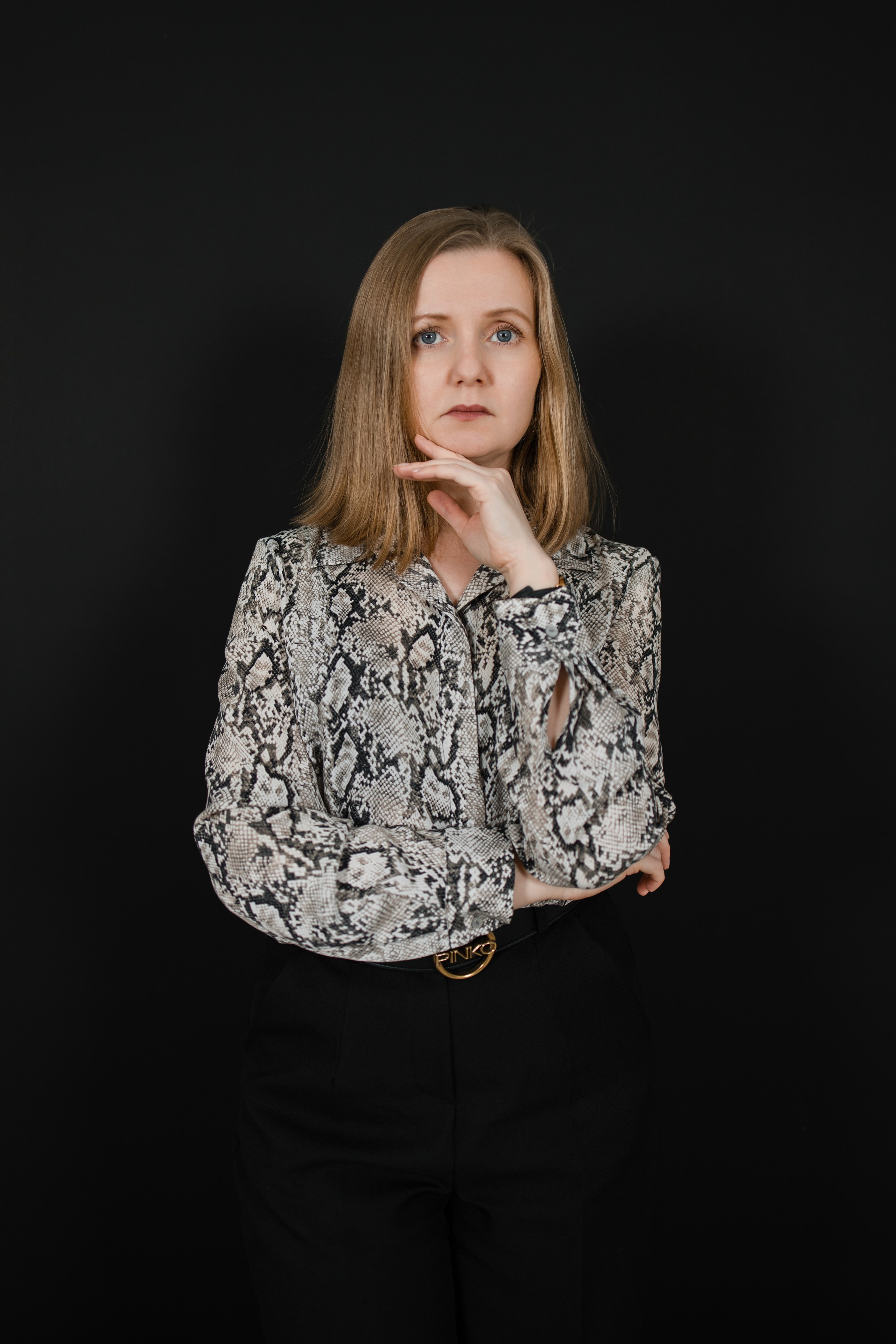 Set 2. Видеосъемка и фотосъемка свадеб. Фотограф и оператор на свадьбу. Видеосъемка подкастов, собственная видео-фотостудии. Предметная фотосъемка