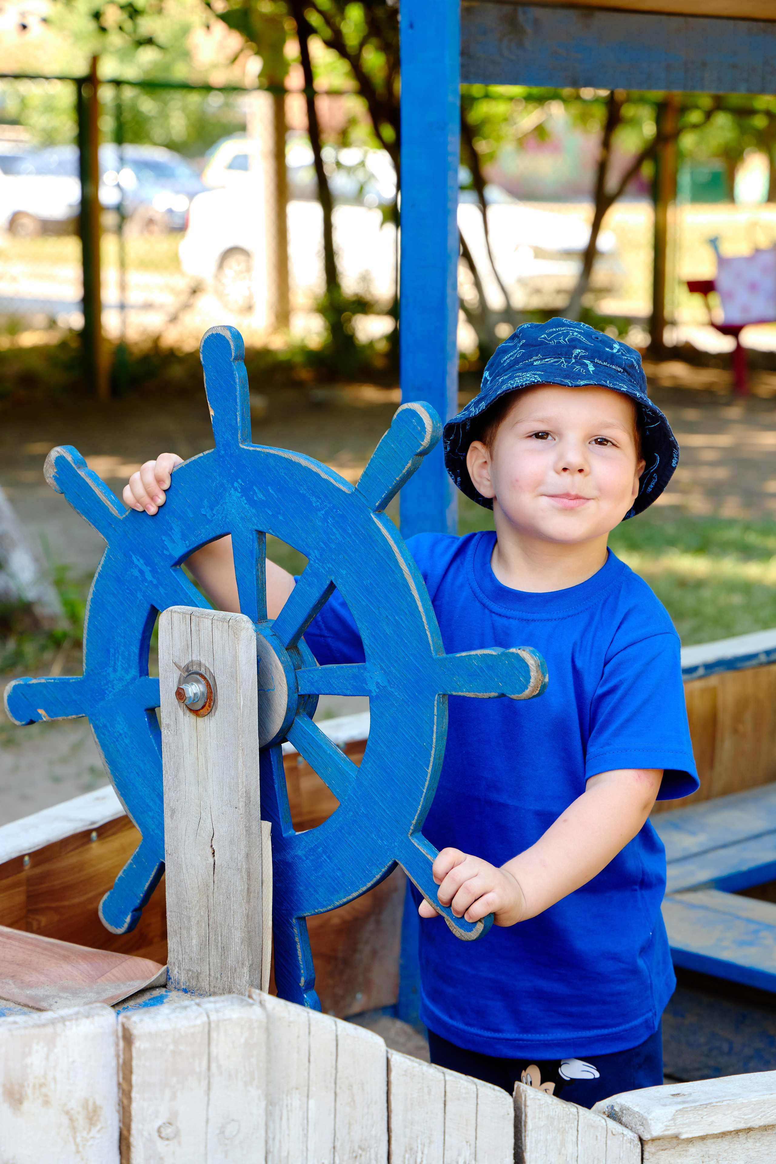 Пример летней съёмки в детском саду № 92 младшая группа Ромашки. Фотограф Выпускные альбомы Таганрог Сергей Коробченко