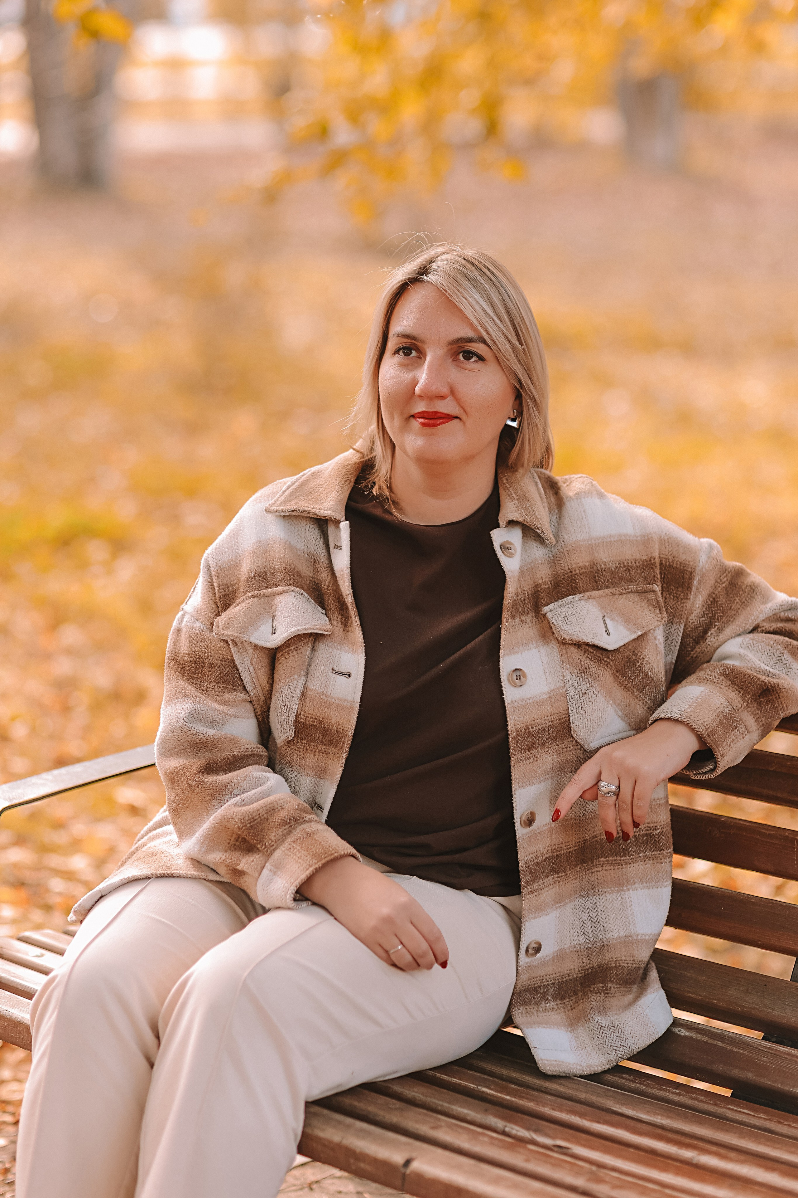 Осень. Семейный фотограф Тюмень, фотограф на роды Салмина Мария