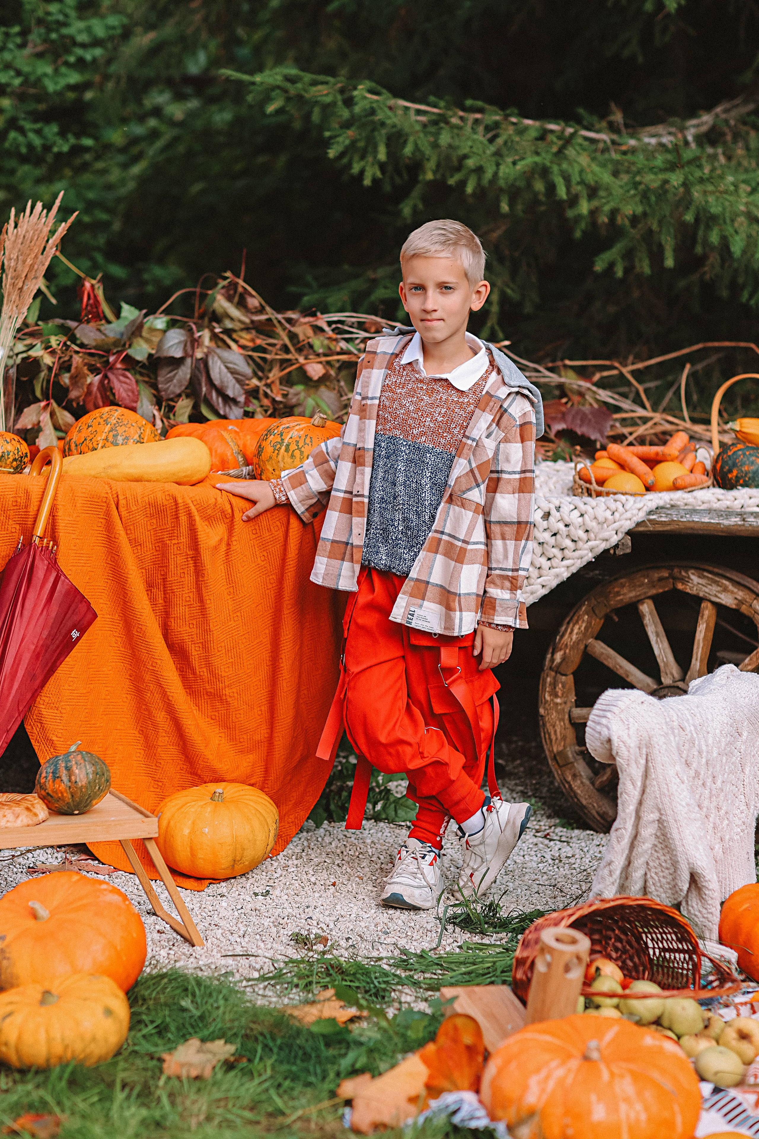 Тыквы. Семейный фотограф Тюмень, фотограф на роды Салмина Мария