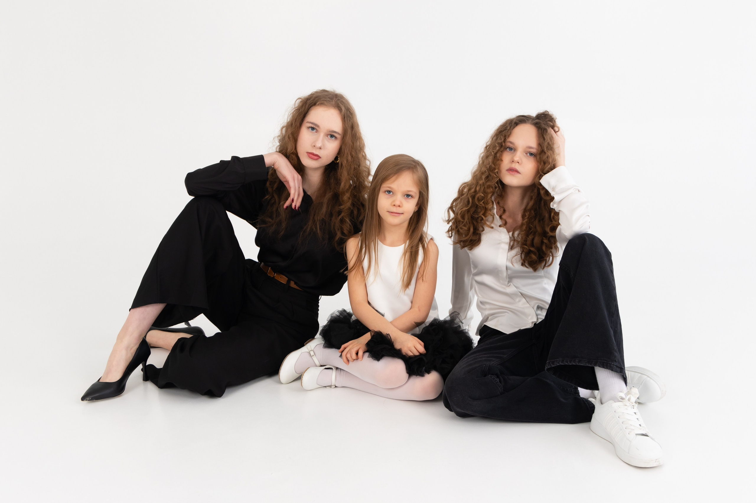 Давыдовых много не бывает! Семейная фотосессия в студии. Фотограф в Екатеринбурге Пойгина Елена