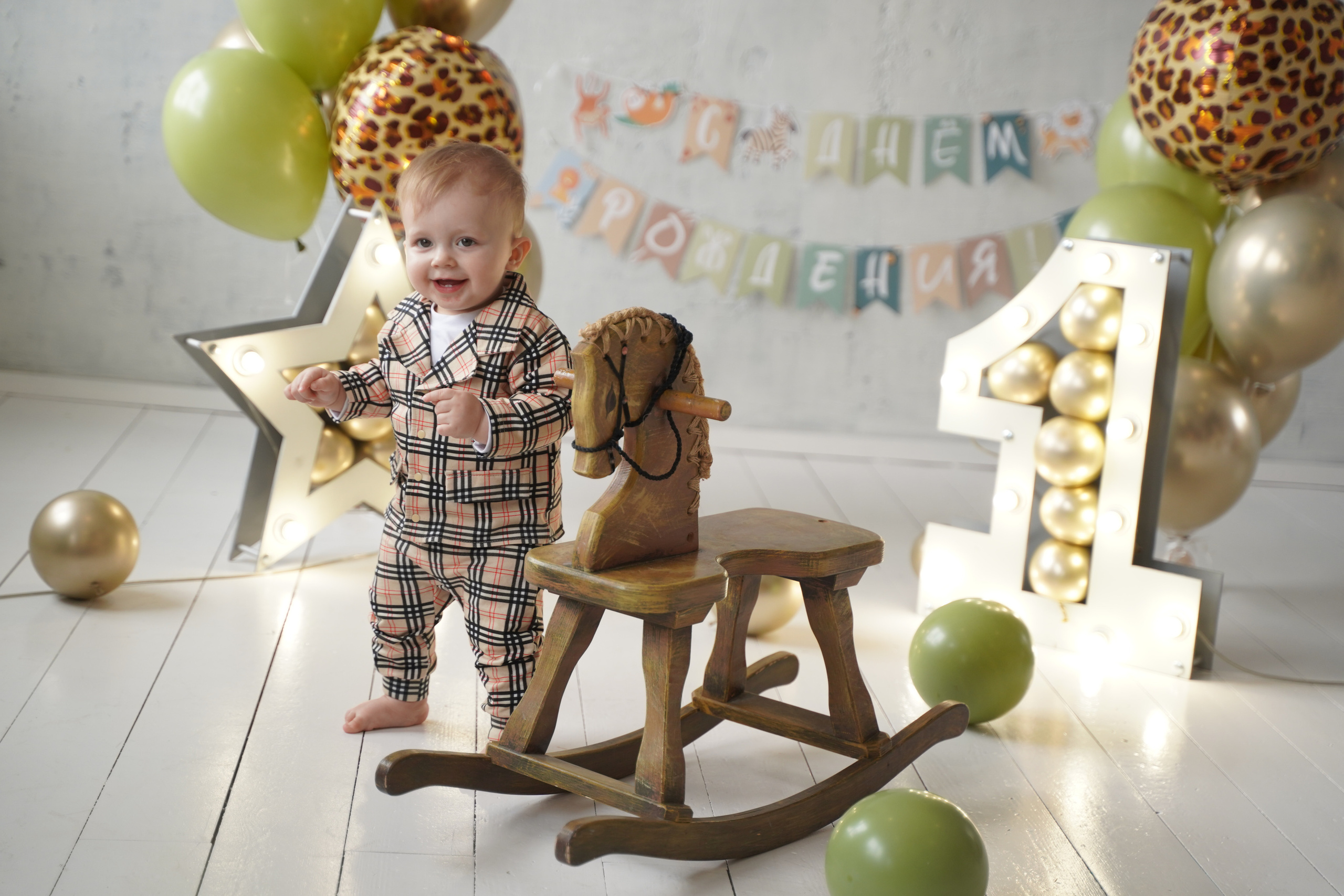 Детская фотосессия в студии. Съемка в фотостудиях Москвы. Портретный фотограф в Москве Елена Капралова