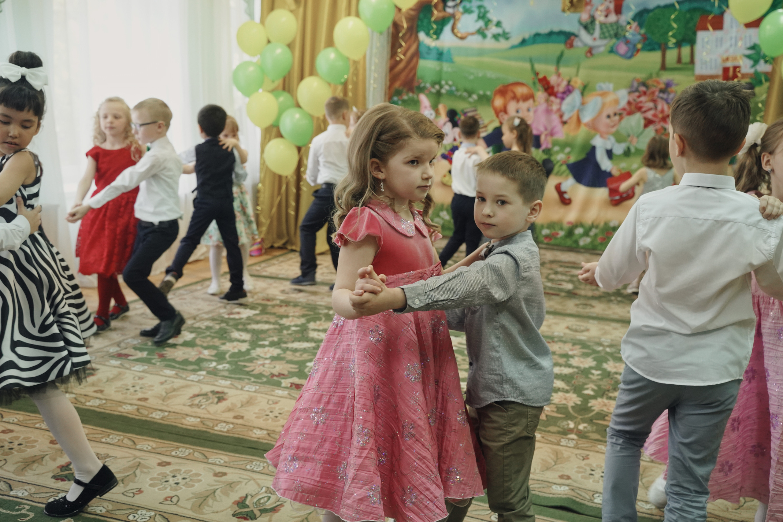 Выпускной в детском саду. Фотосъемка мероприятий в Москве. Портретный фотограф в Москве Елена Капралова