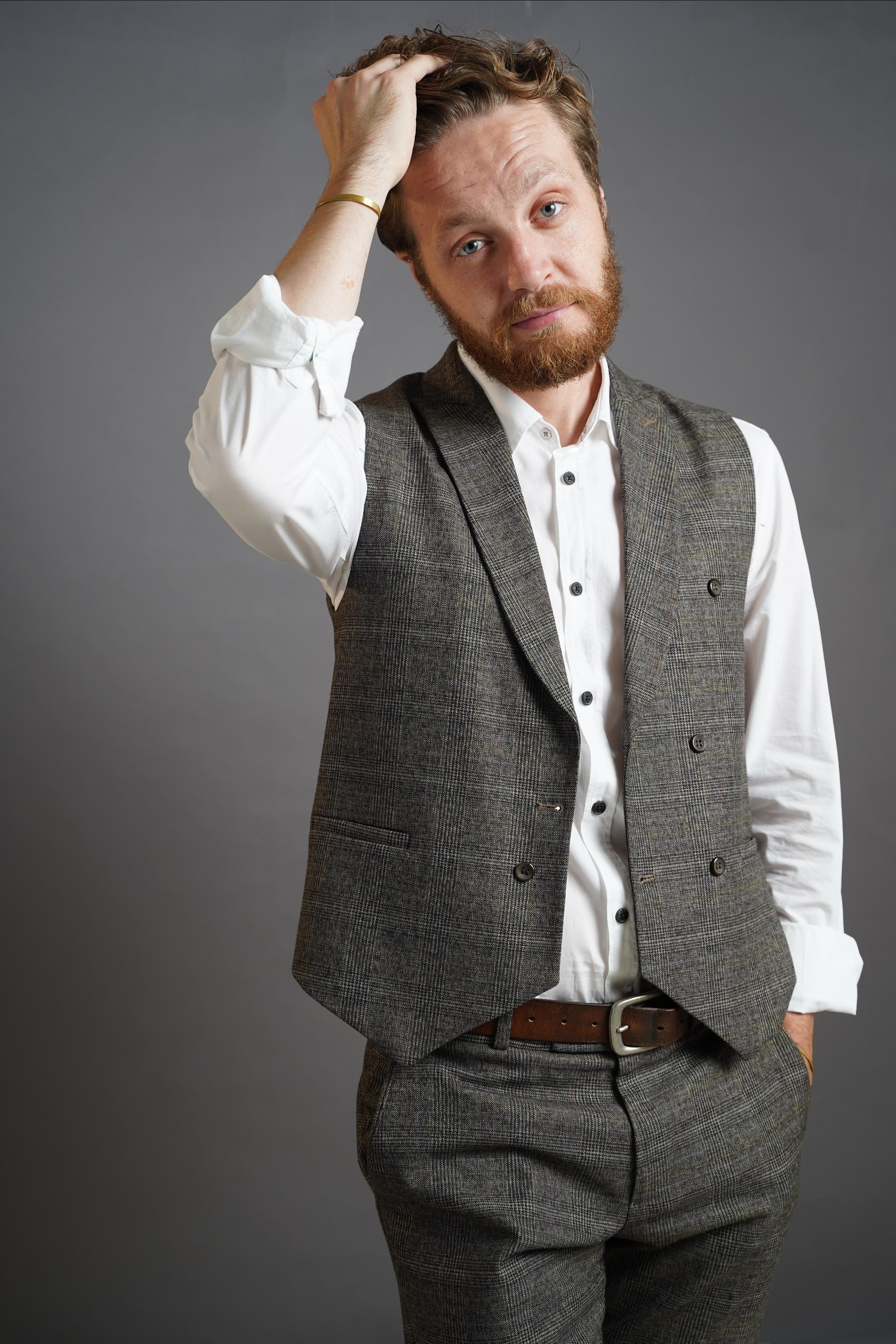 Мужская фотосессия в студии. Съемка в фотостудиях Москвы. Портретный фотограф в Москве Елена Капралова