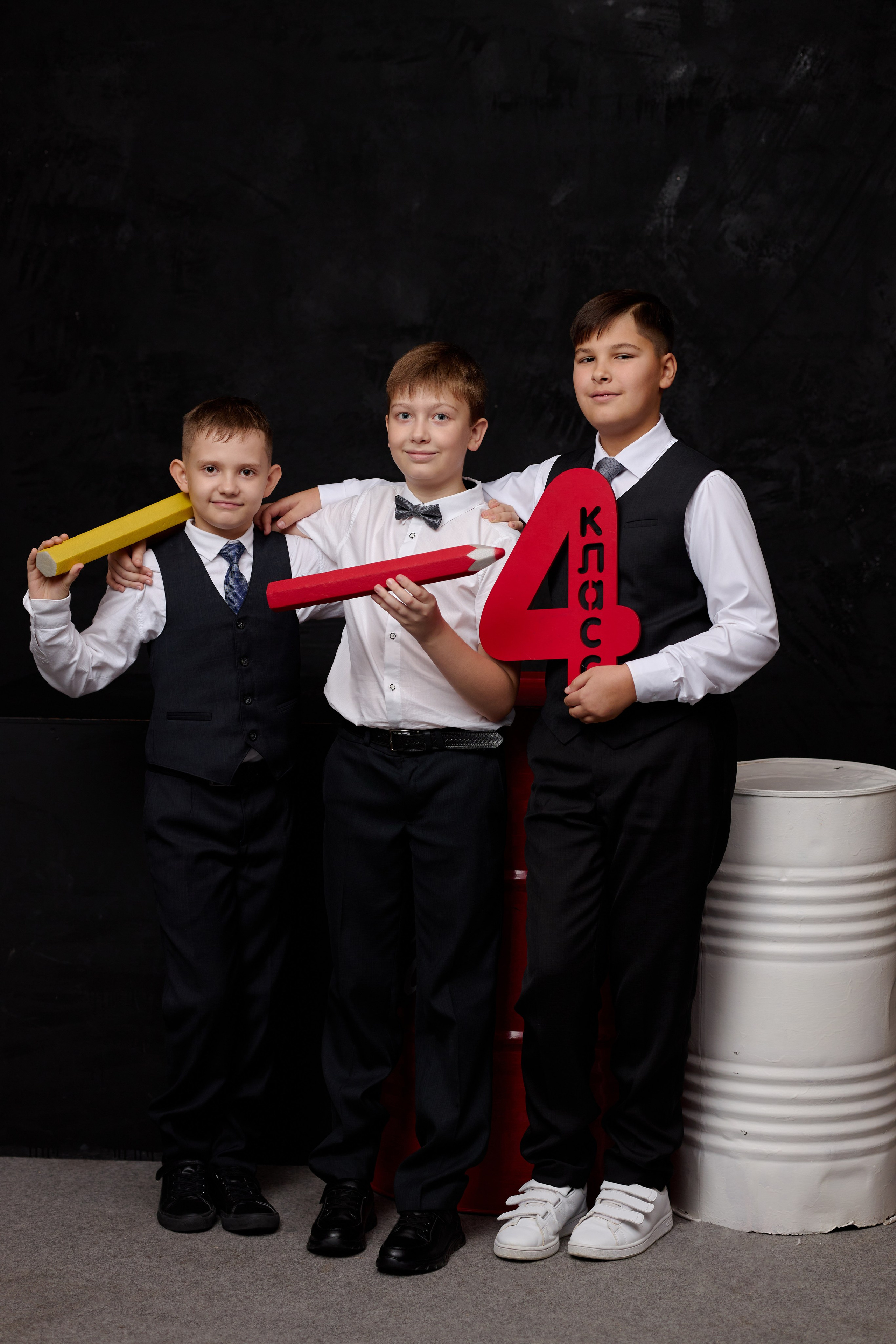 Сьемка групповых фото для выпускного альбома таганрог. Фотограф Выпускные альбомы Таганрог Сергей Коробченко