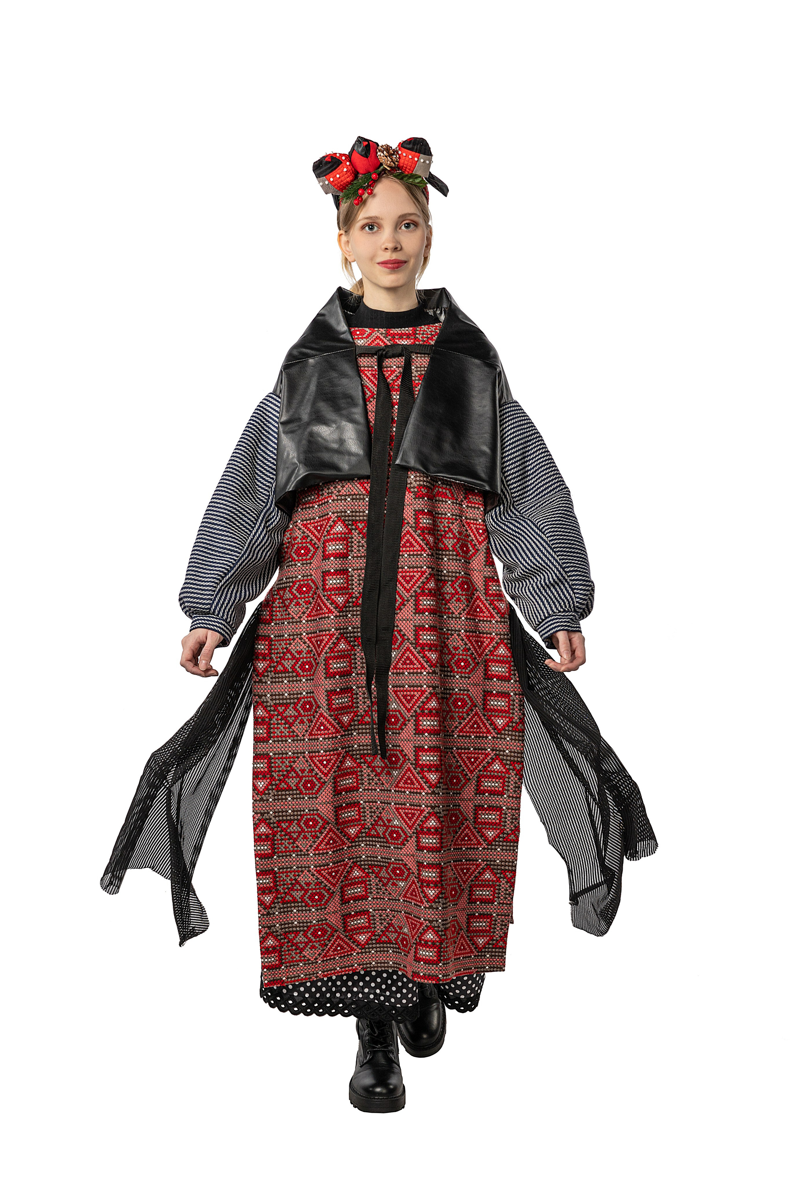 Коллекция «Снегири» школы дизайна одежды «Моделина». Фотограф Ирина Бобрешова. Коряжма