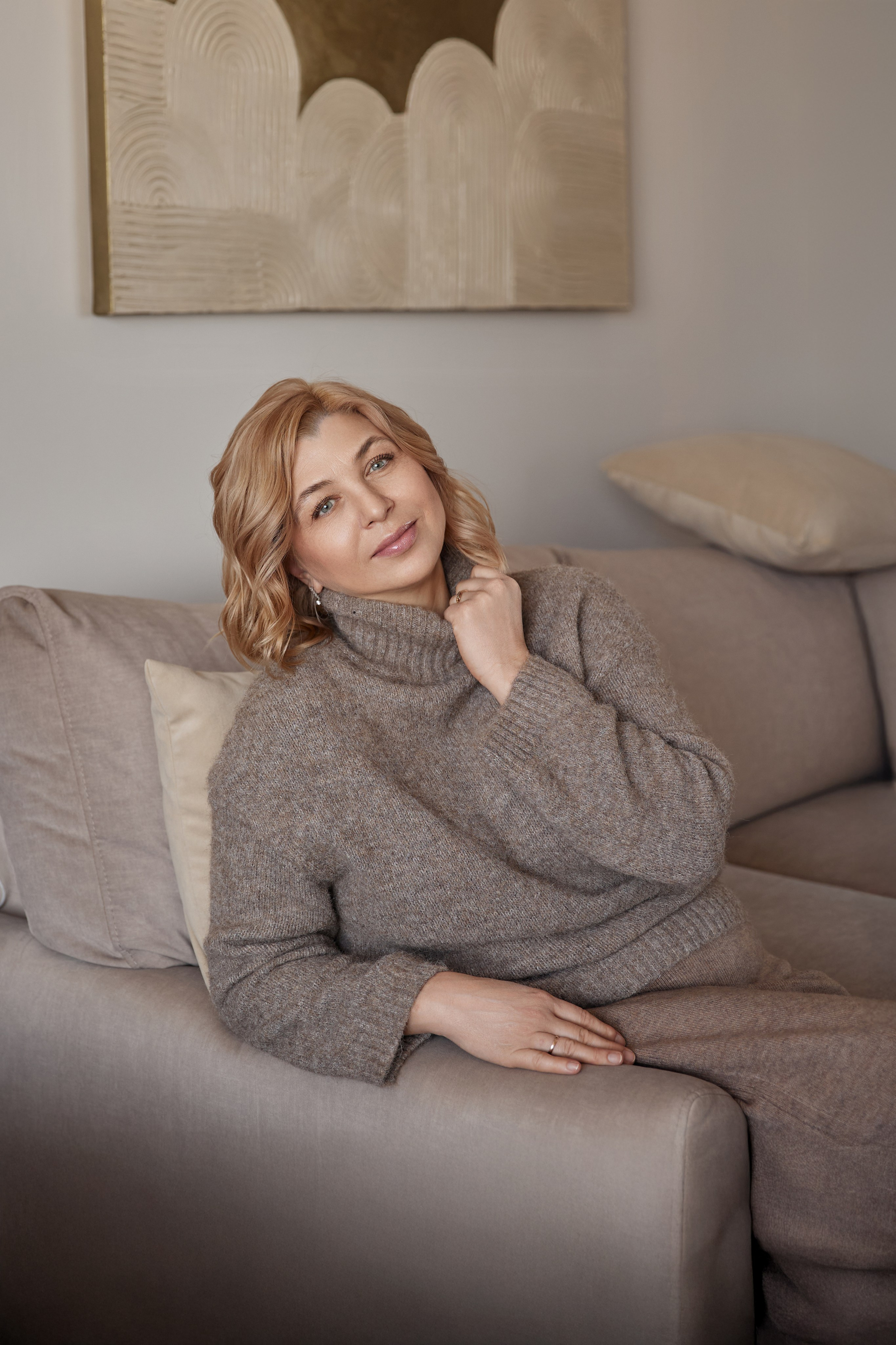 Лера с дочей. Фотограф женского портрета, беременности и материнства Харькова Елена