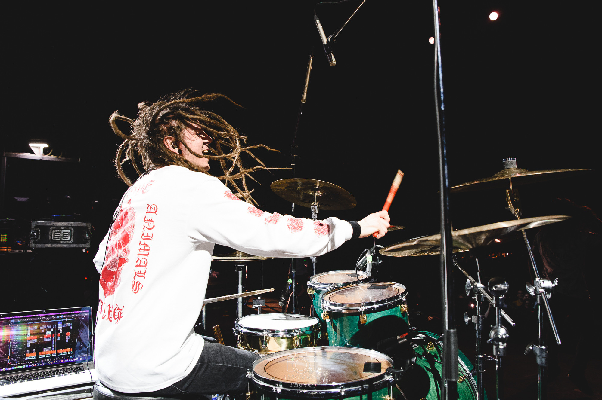 DOBROFEST Winter Edition в клубе VK Stadium. Репортажный и свадебный фотограф в Москве