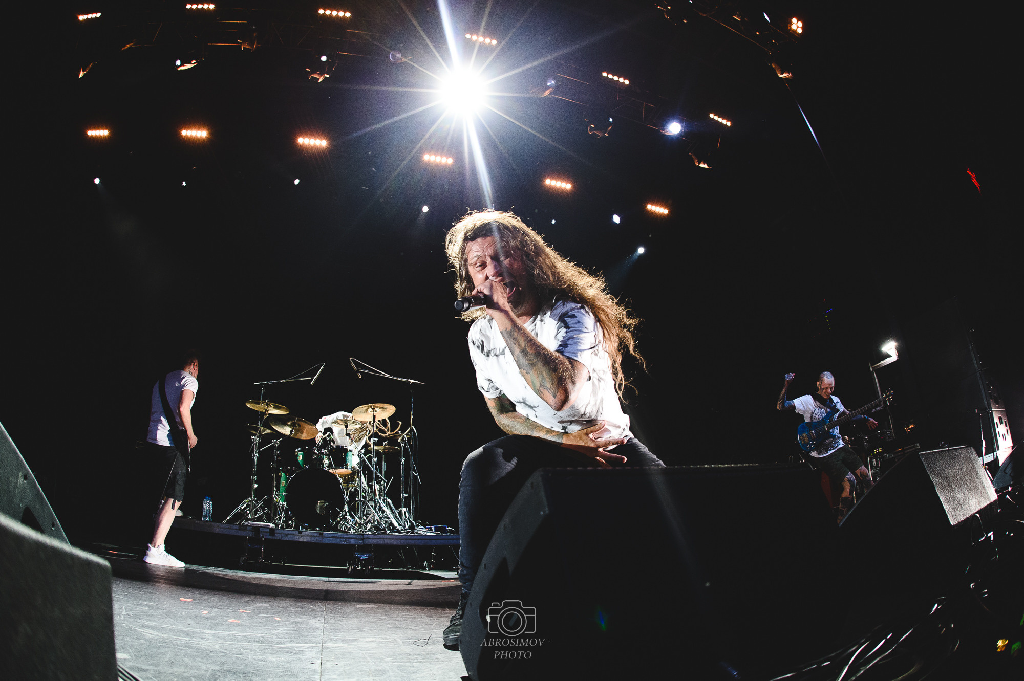 DOBROFEST Winter Edition в клубе VK Stadium. Репортажный и свадебный фотограф в Москве